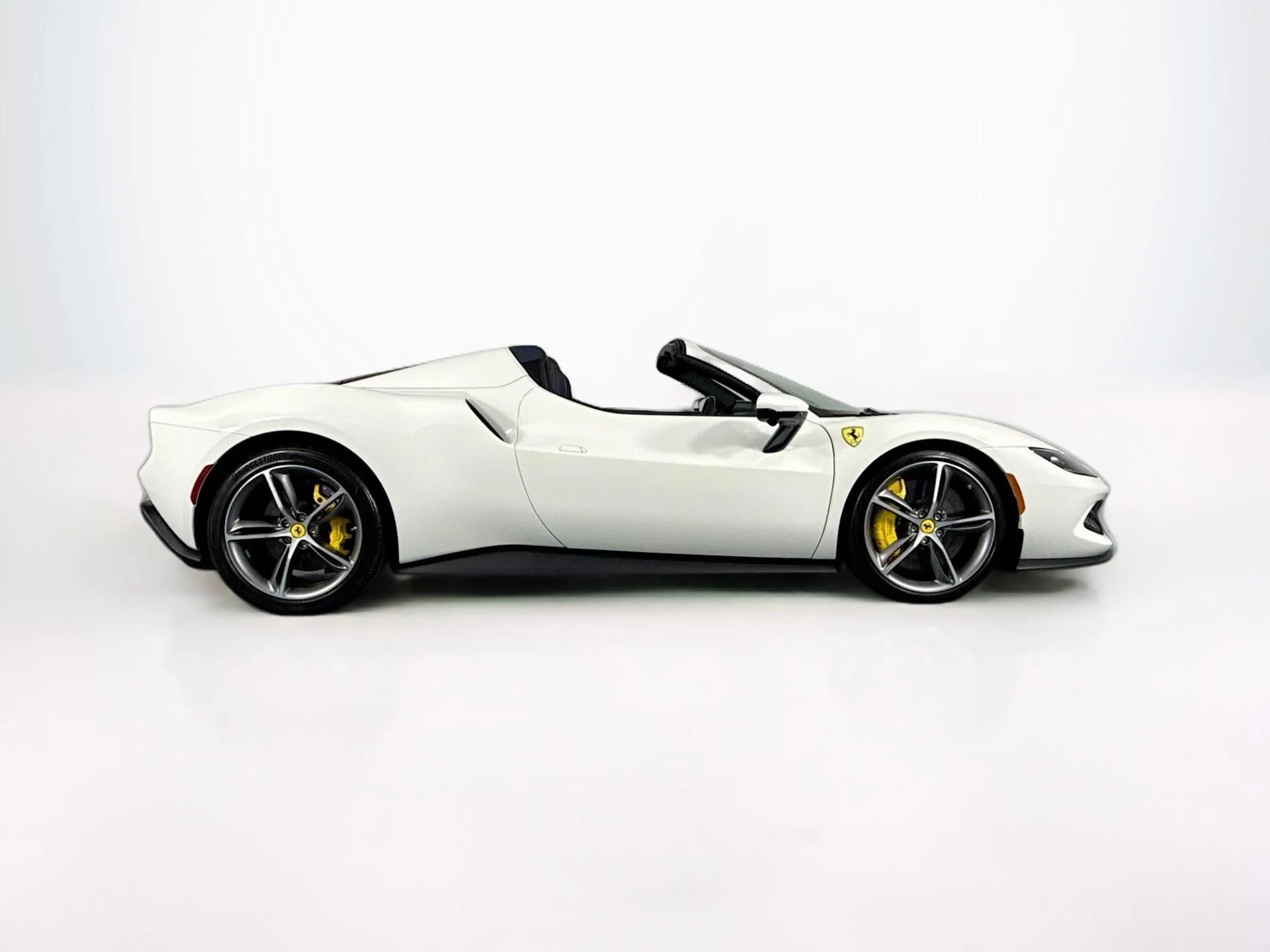 mph003_3108981768_Used_2025_Ferrari_296_GTS_1784316842_dc3e8bfac0