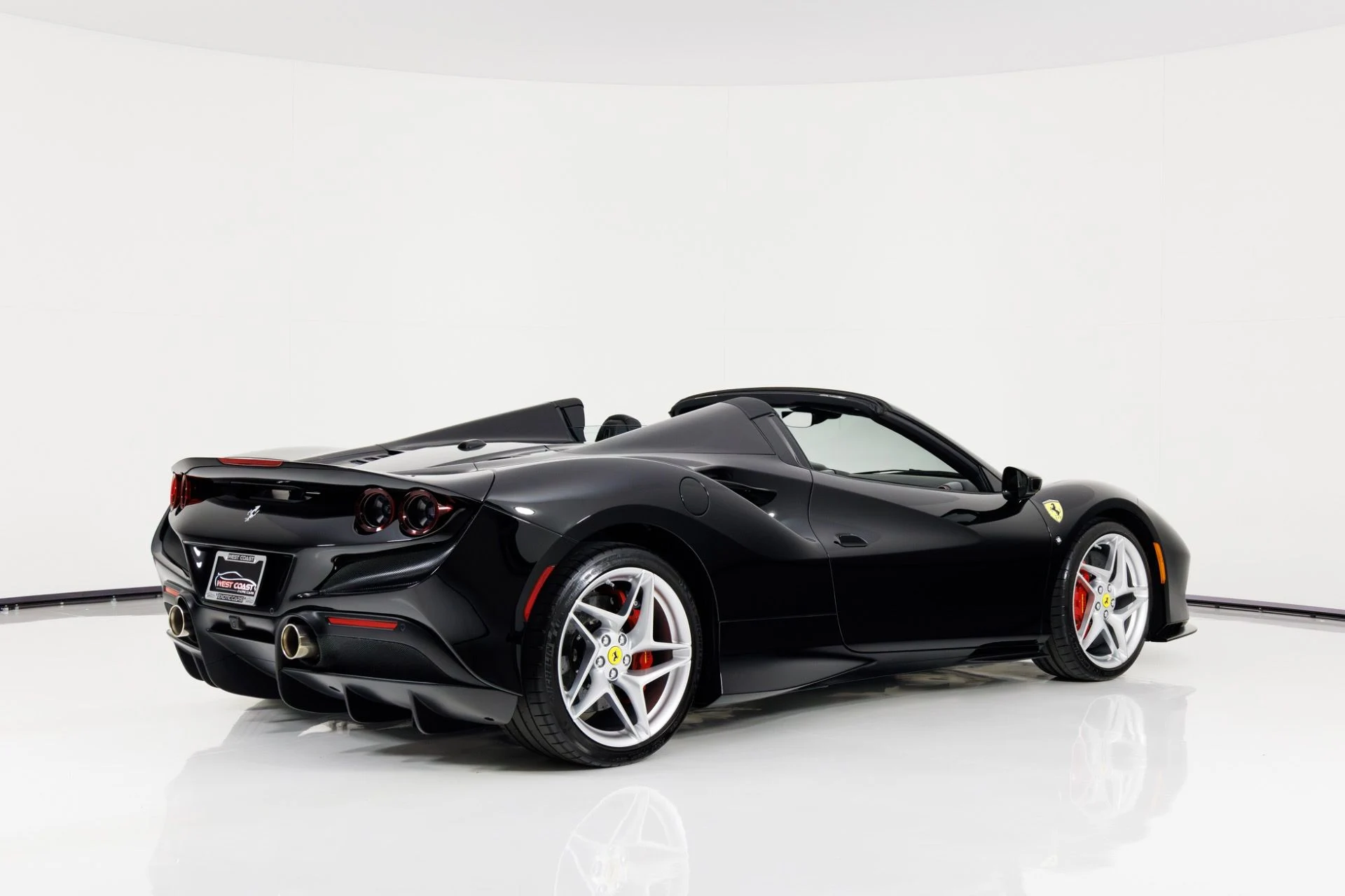 mph003_3115138086_Used_2022_Ferrari_F8_Spider_1769204195_db77aa6b1f