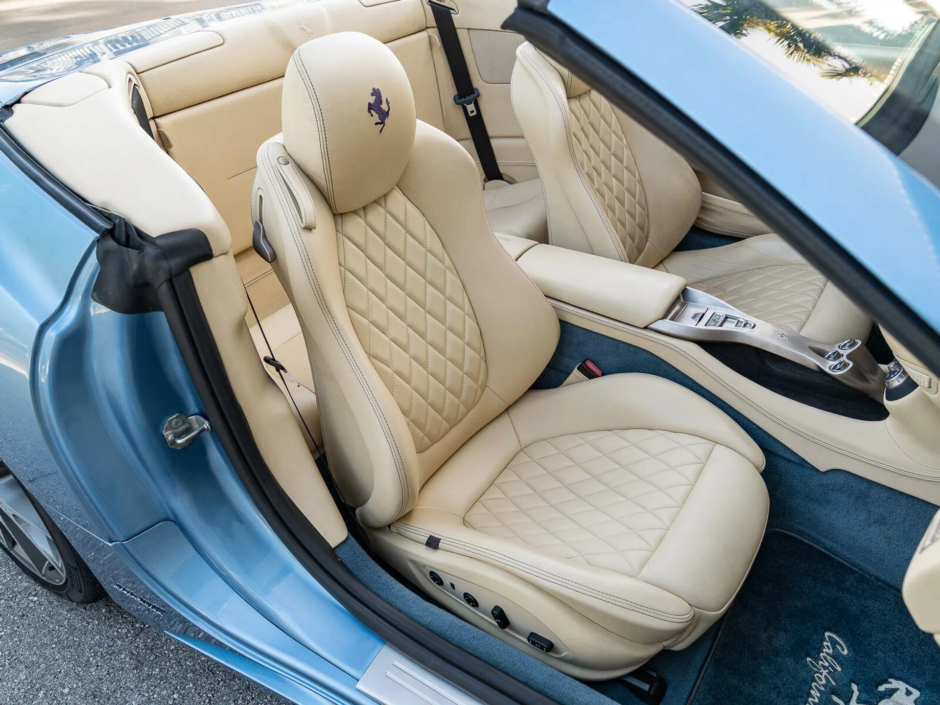 mph003_3134675591_Used_2010_Ferrari_California_1793131299_fff7a2635b