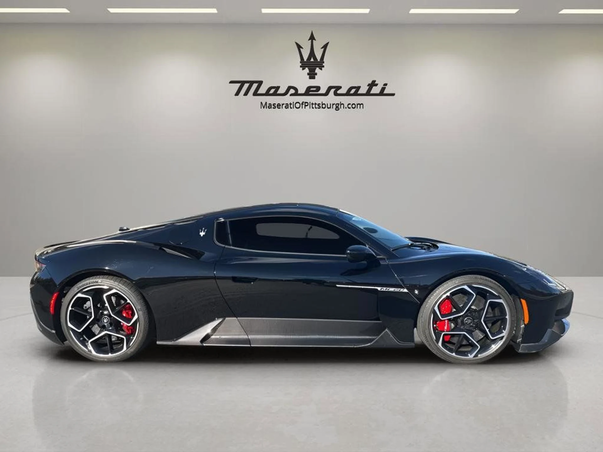 mph003_3135471456_317e5b6970524e4f807258ce8c6b2a7a_f3b39da224