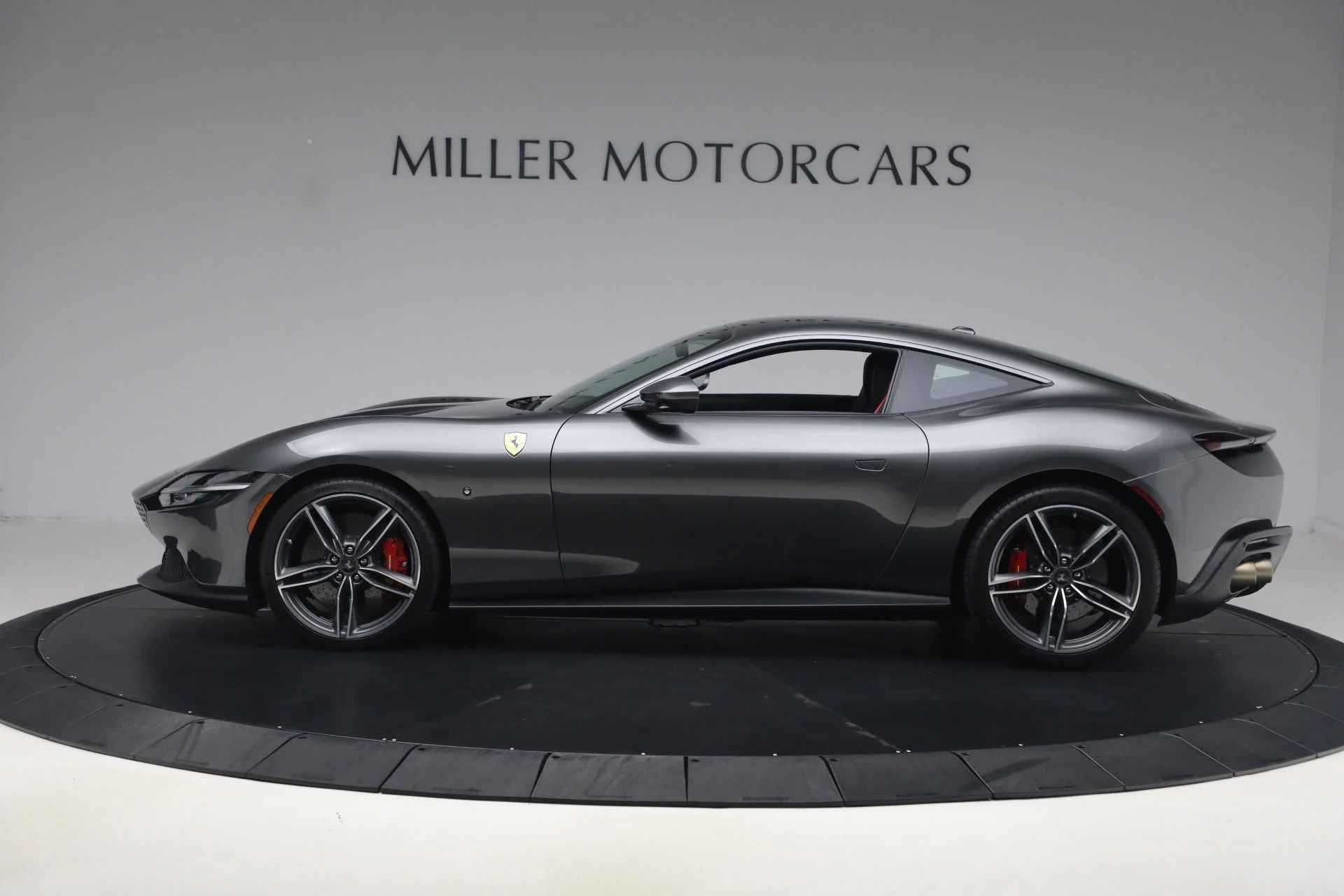 mph003_3136009641_Used_2023_Ferrari_Roma_1790957659_07f9f000b5