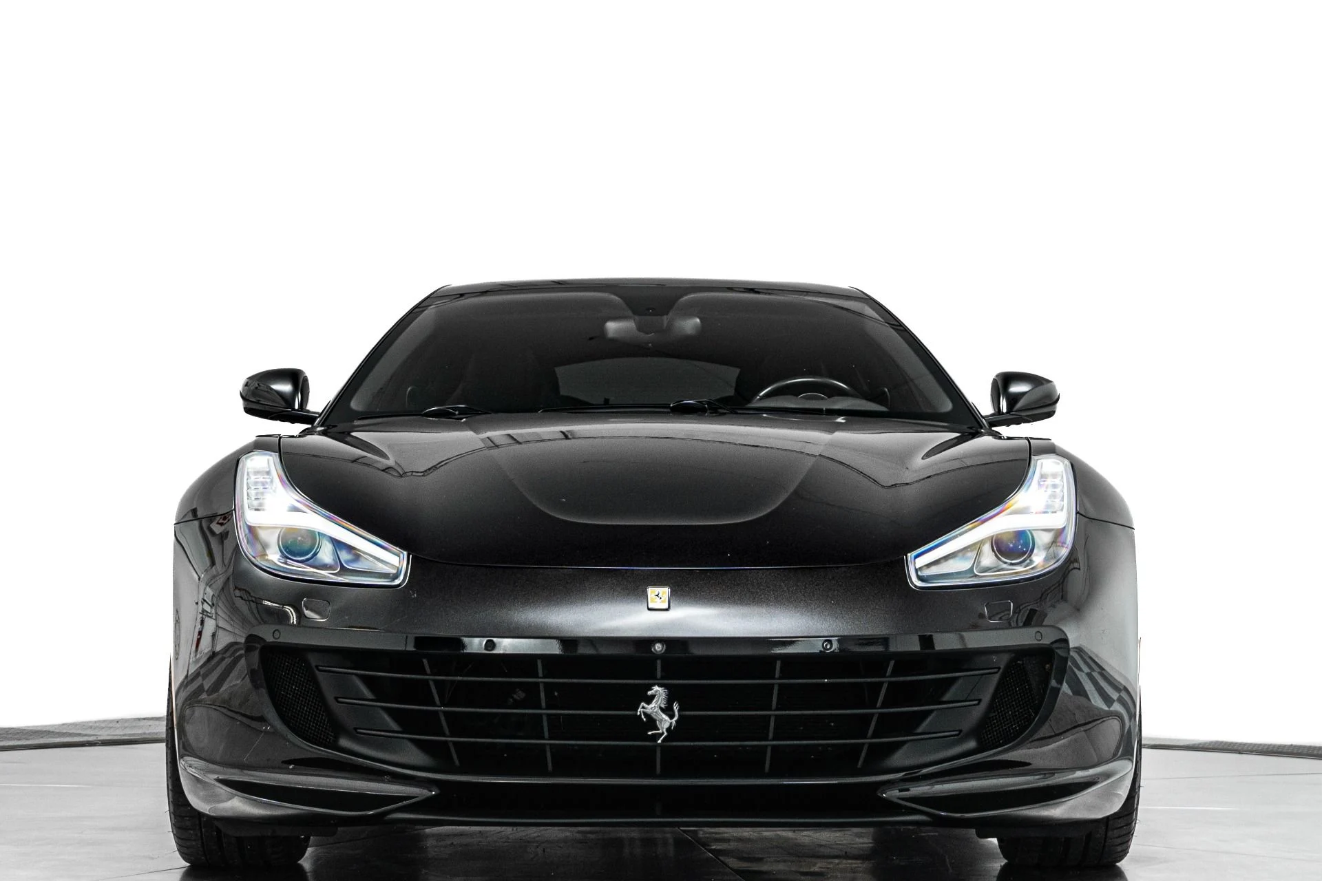 mph003_3136464949_Used_2019_Ferrari_GTC_4_Lusso_1790632614_fdc93d68f4