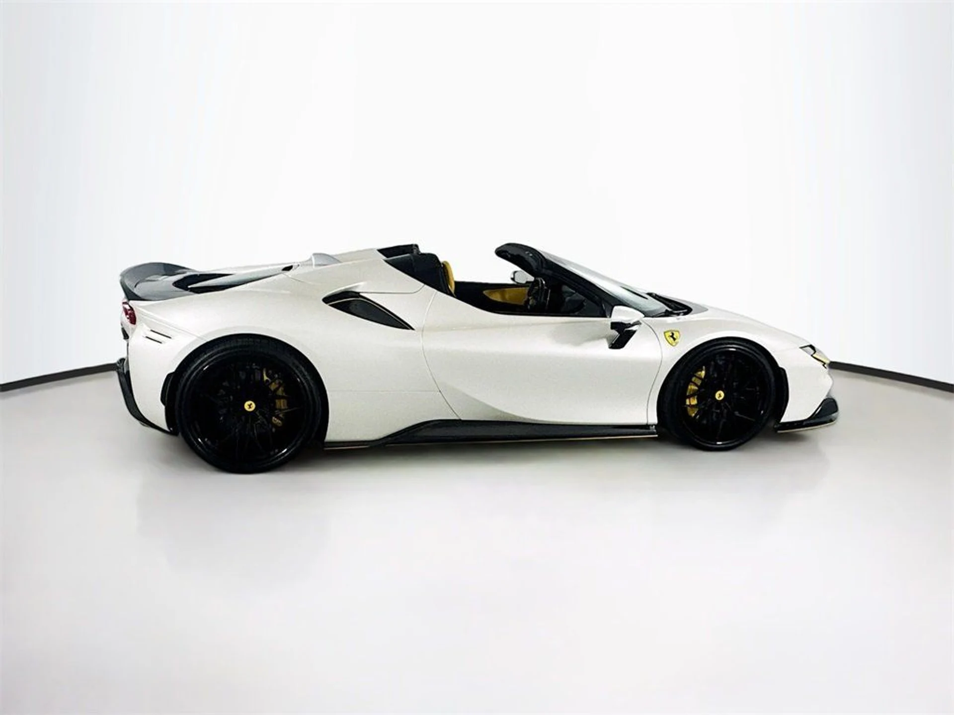 mph003_3139759153_c6f6dc1023522c2f5638d56efc411ace_646b7b9714