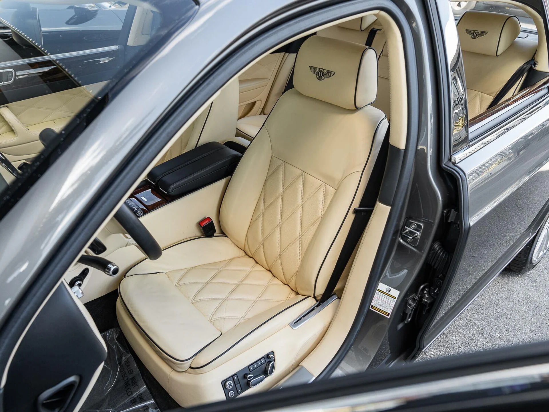 mph003_3145849839_Used_2011_Bentley_Continental_Flying_Spur_Speed_1792185128_117423d6b4