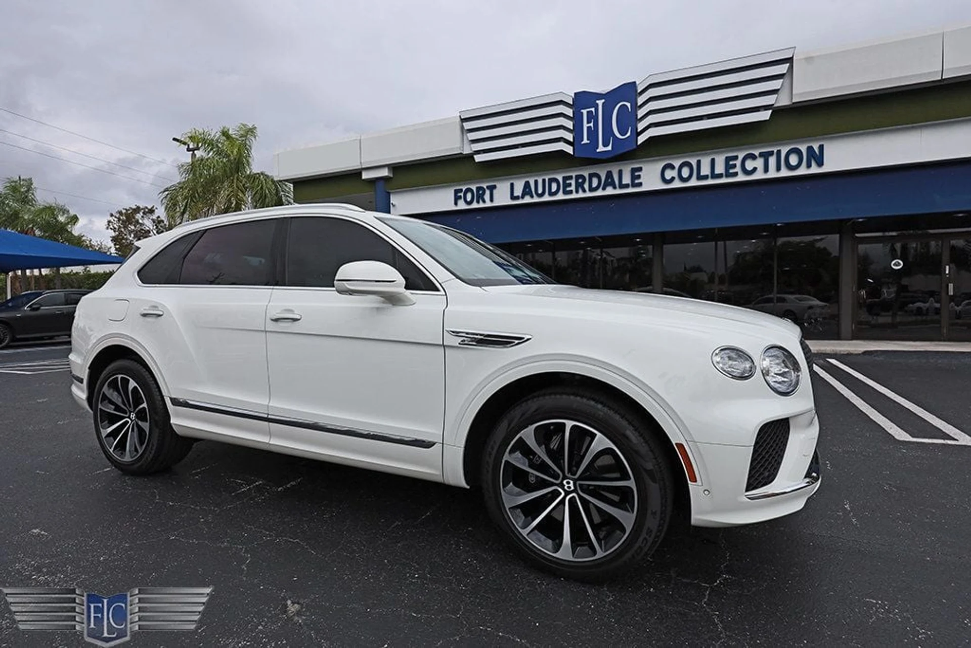 mph003_3145922324_used_2024_bentley_bentayga_6305_22998003_4_1024_b23809e217