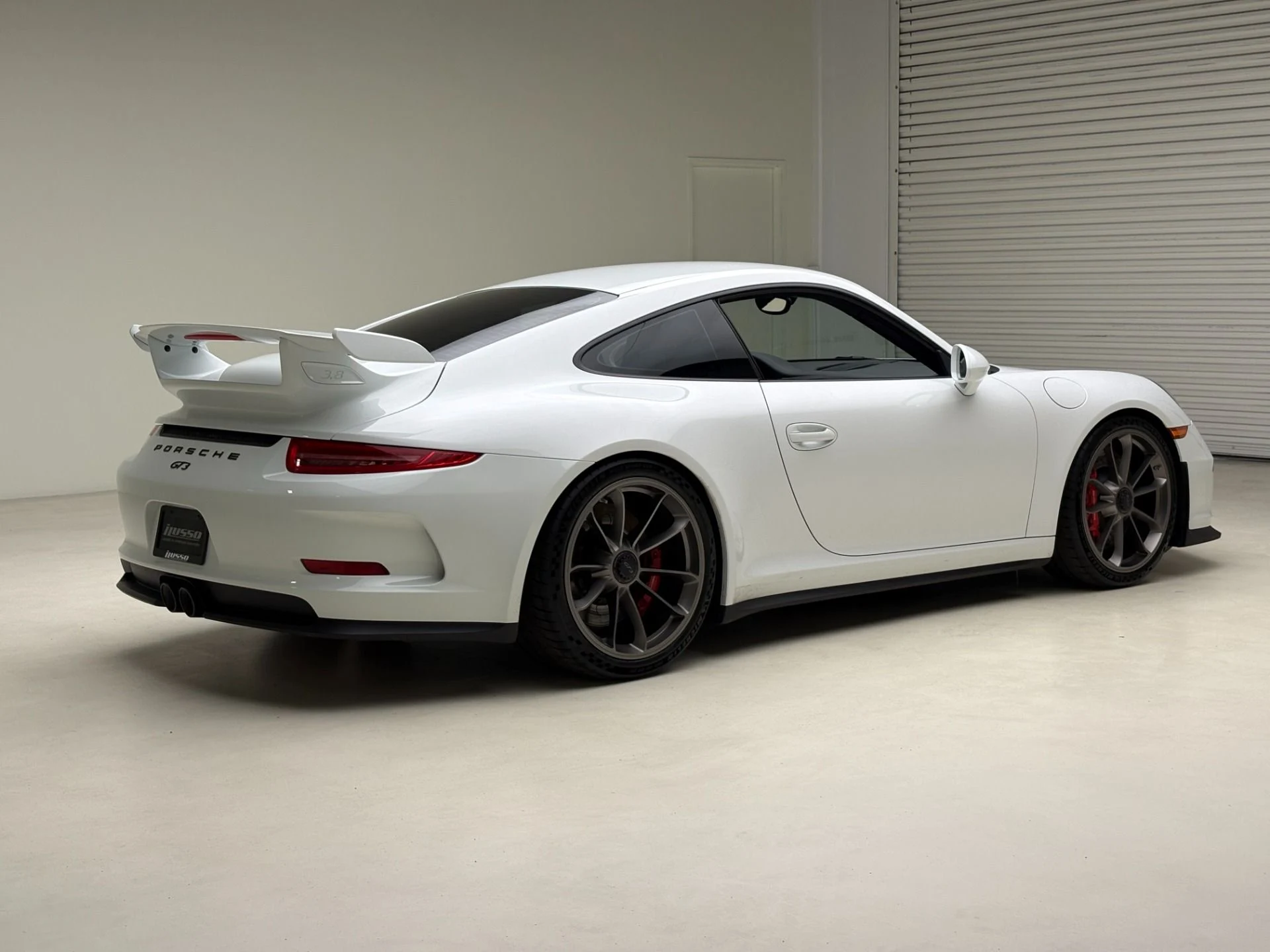 mph003_3156665237_Used_2015_Porsche_911_GT_3_1777923552_44e8ac0aeb