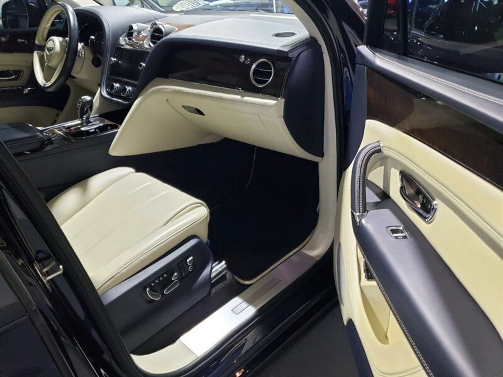 mph003_3161138008_4d7ad3556c_800_43f24cb00d