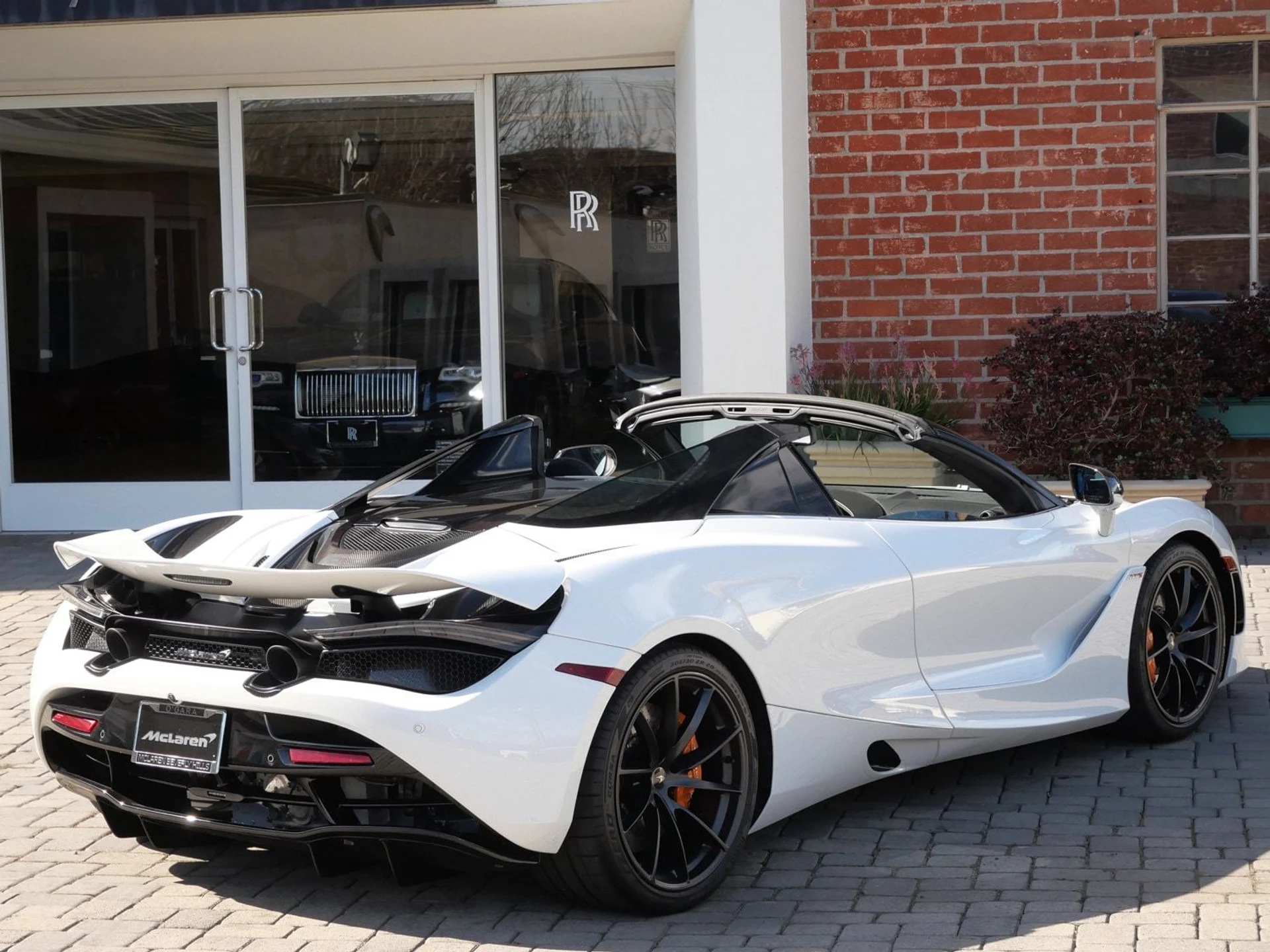 mph003_3166050852_a98a79c847db498799fba33ac6219ba1_587d2e0270