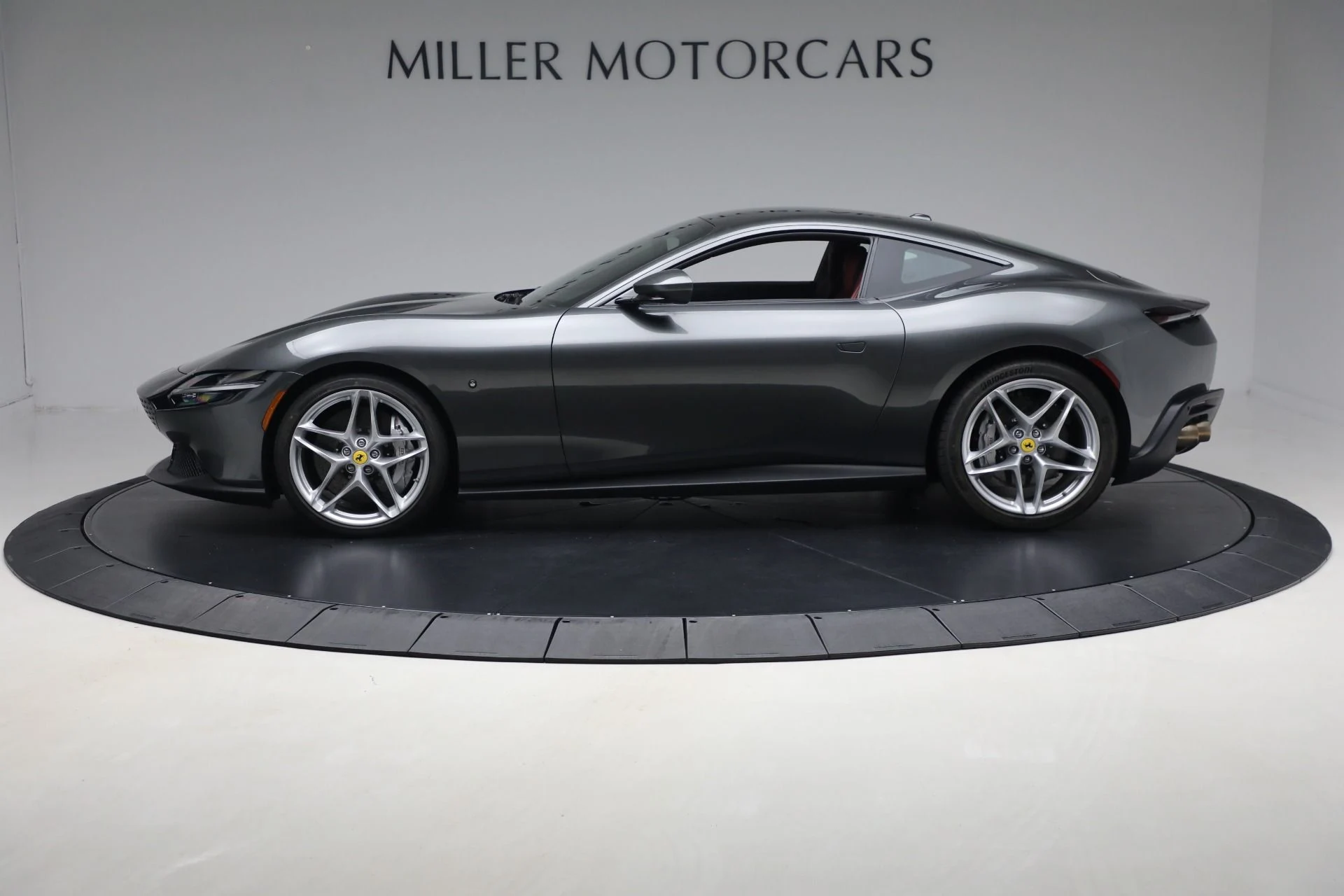 mph003_3166920109_Used_2024_Ferrari_Roma_50a1d58b12
