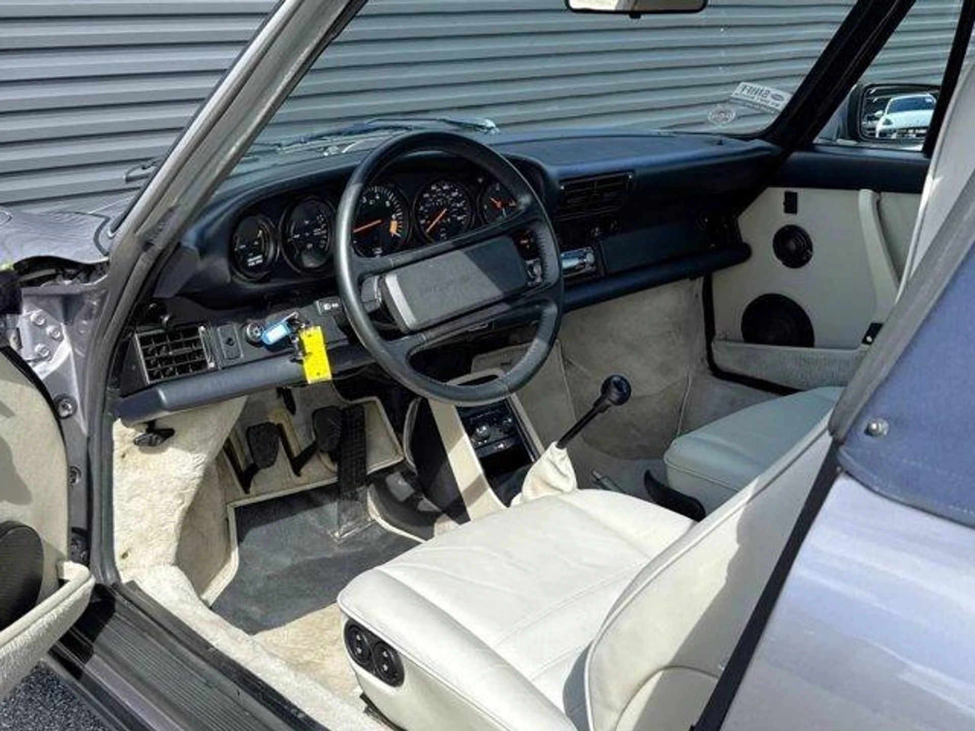 mph003_3174795815_bw_N_Eqq_FS_Qc_Bbd4m_P5v_Dc1jwy_KQ_9d7211258d