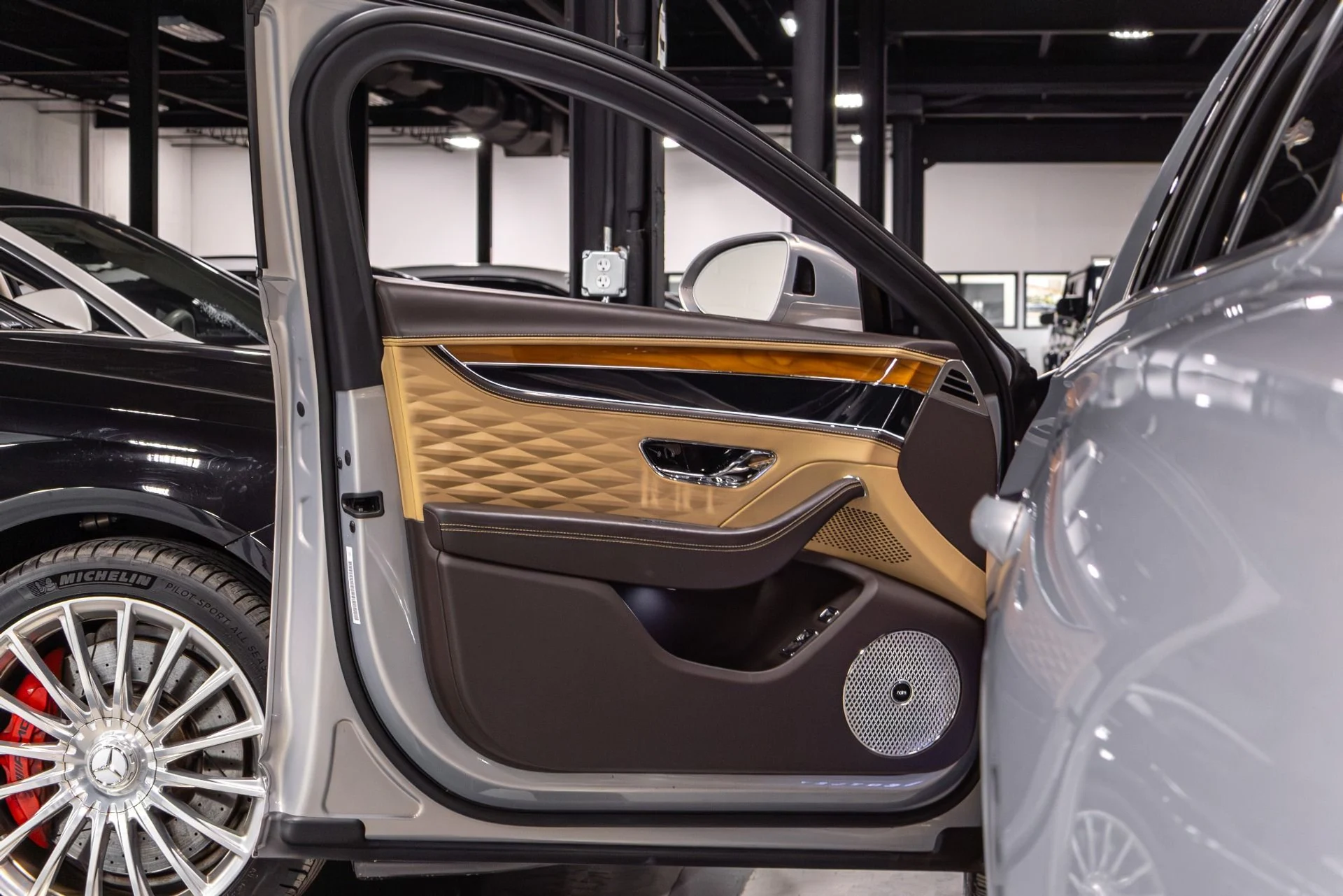 mph003_3177781903_Used_2020_Bentley_Flying_Spur_W12_Edition_One_1771052449_e55ea12476