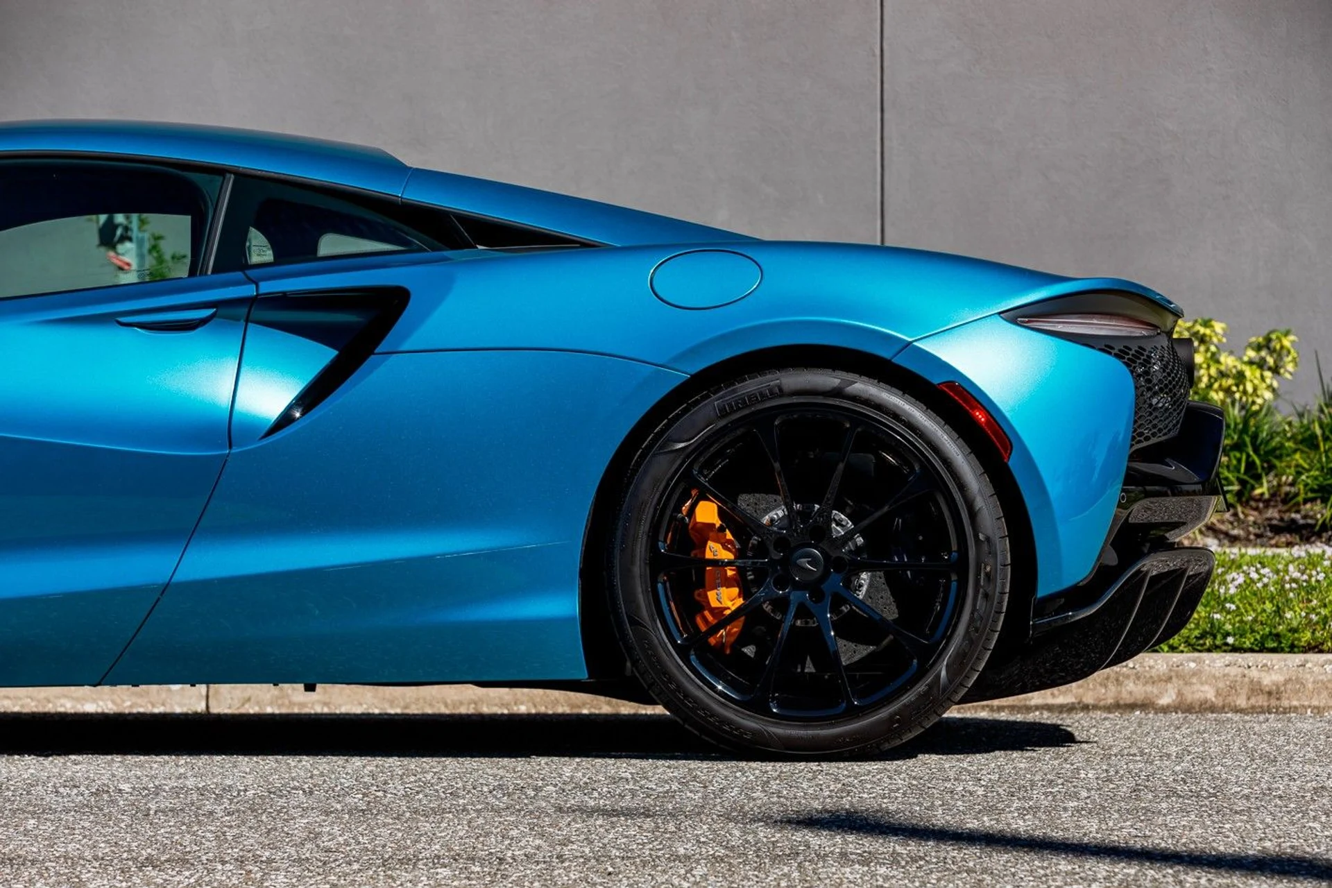 mph003_3179941995_602_p4_l_82b251590c