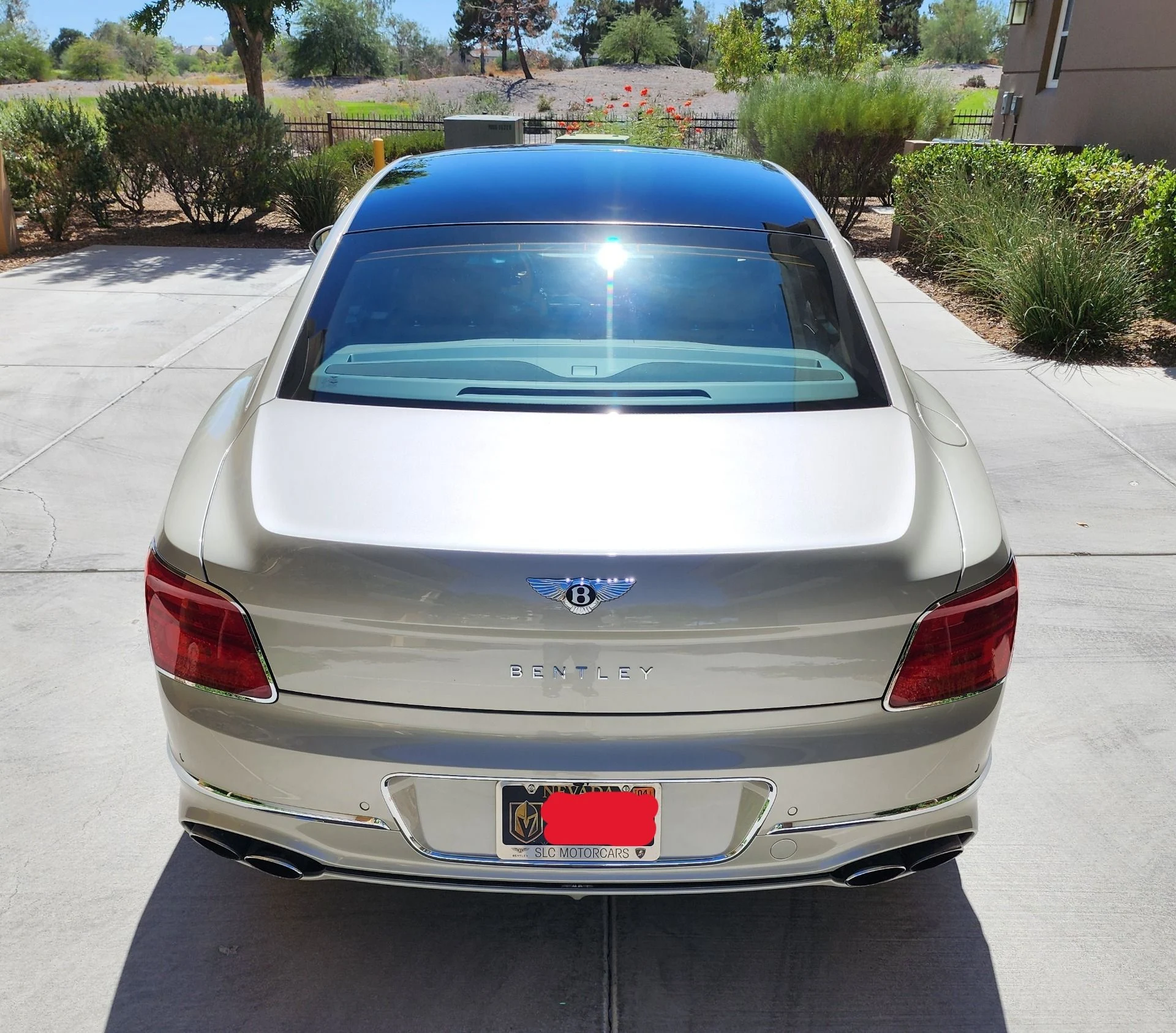 mph003_318245105_Used_2022_Bentley_Flying_Spur_V8_1761690285_cee665757e