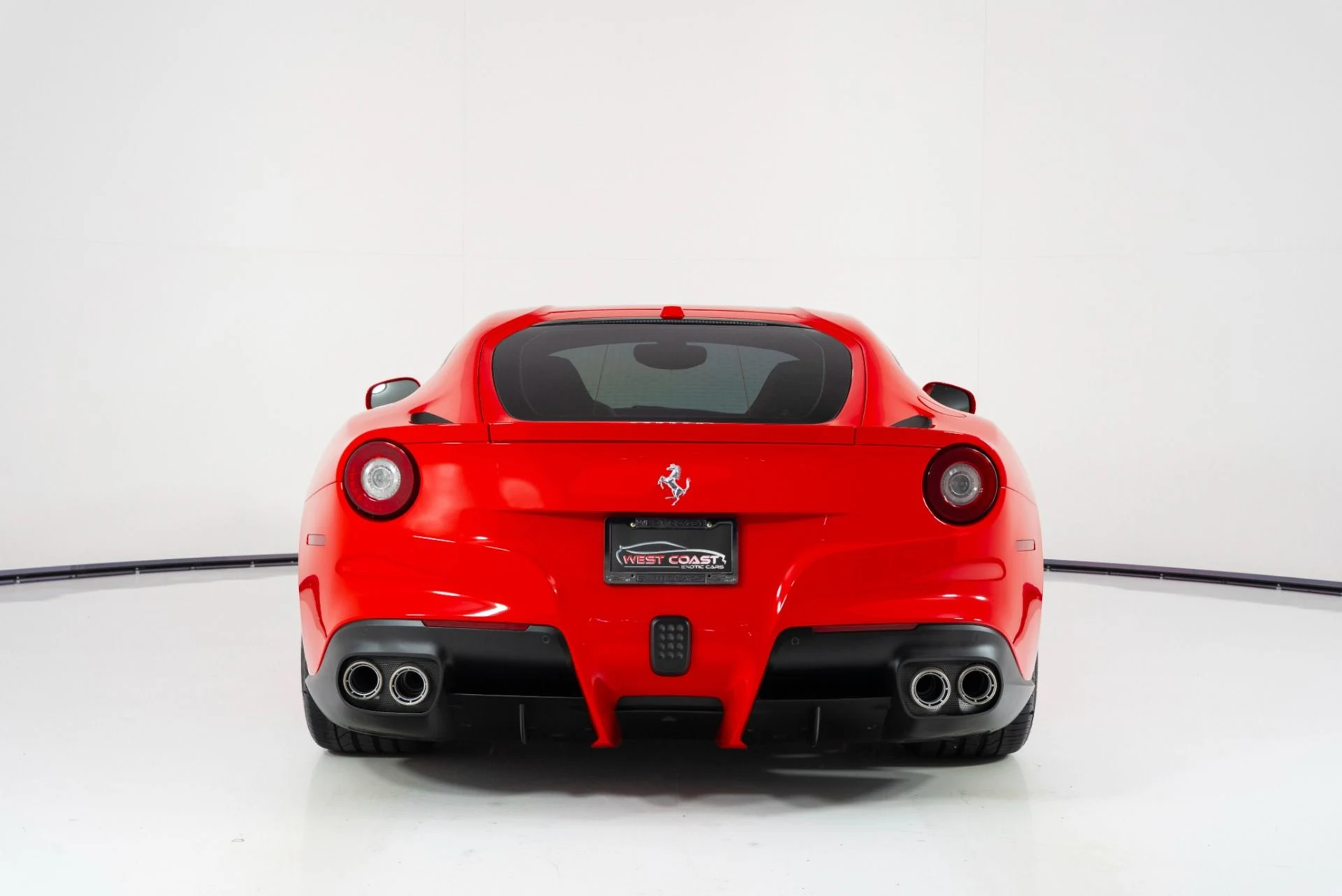 mph003_3186247986_Used_2014_Ferrari_F12_Berlinetta_1745886809_b6f8317ae8