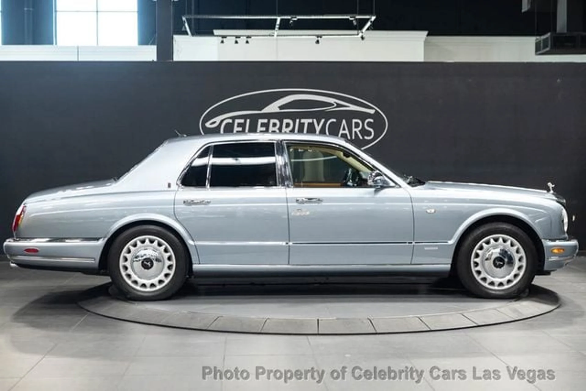 mph003_318986803_used_2002_rolls_royce_silver_seraph_lastofline1of120forus170totalworldwide_9707_23079302_8_640_b381425cdc