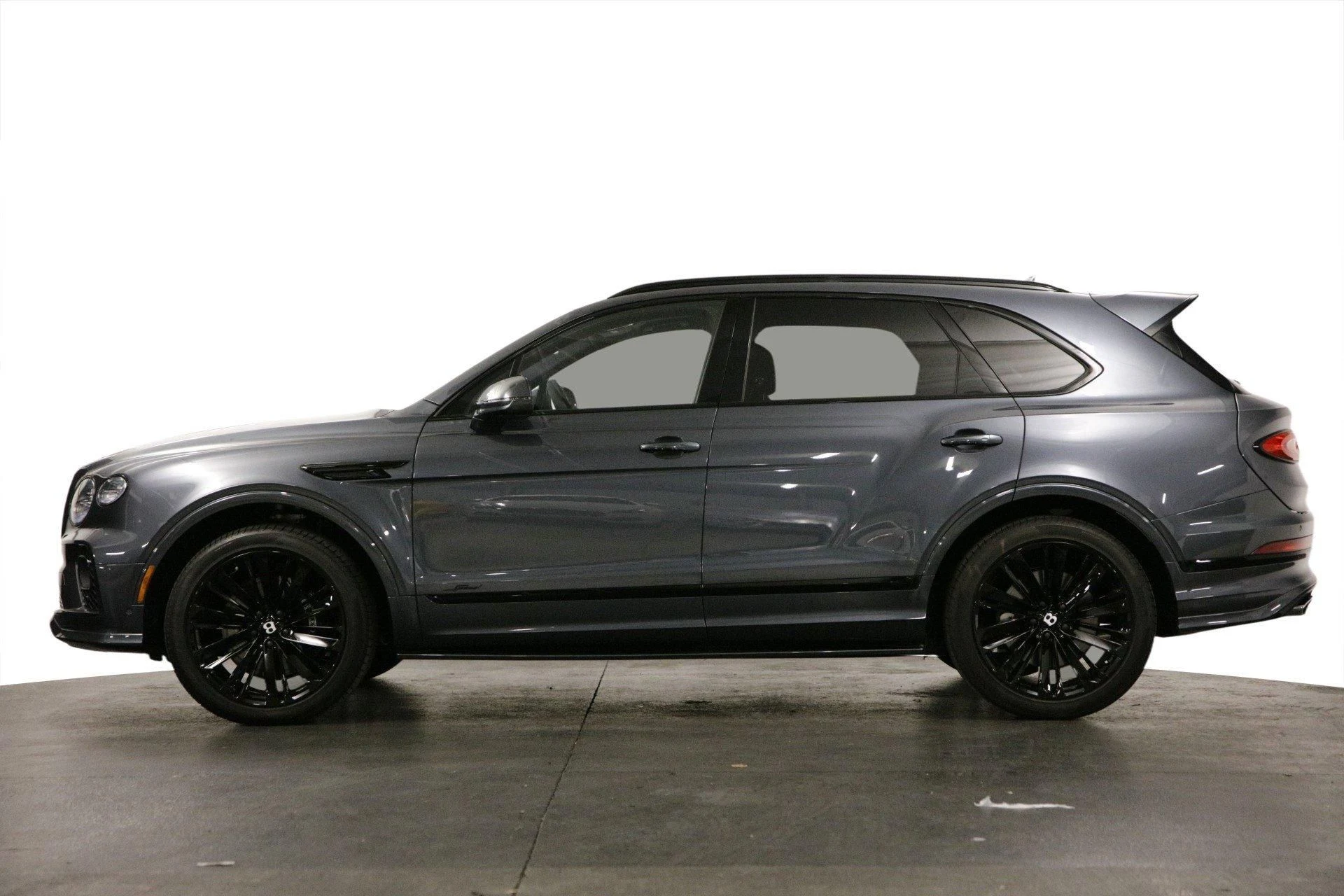 mph003_3199114167_Used_2022_Bentley_Bentayga_Speed_1700744463_fd6f2fd187