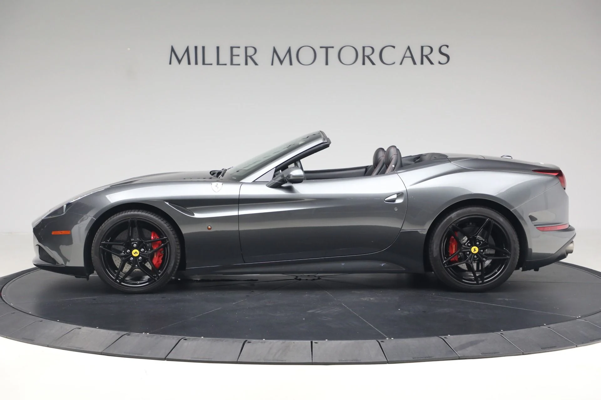 mph003_3205255884_Used_2015_Ferrari_California_T_1792181139_c33cde1533
