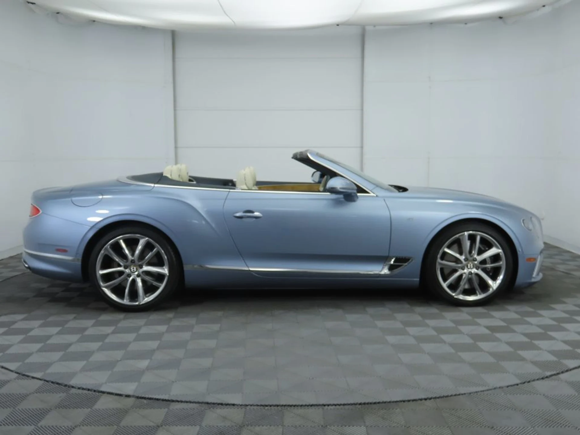 mph003_3210570338_used_2020_bentley_continental_gtv8firsteditionconvertible_8119_22986550_4_1024_e46d7581a8