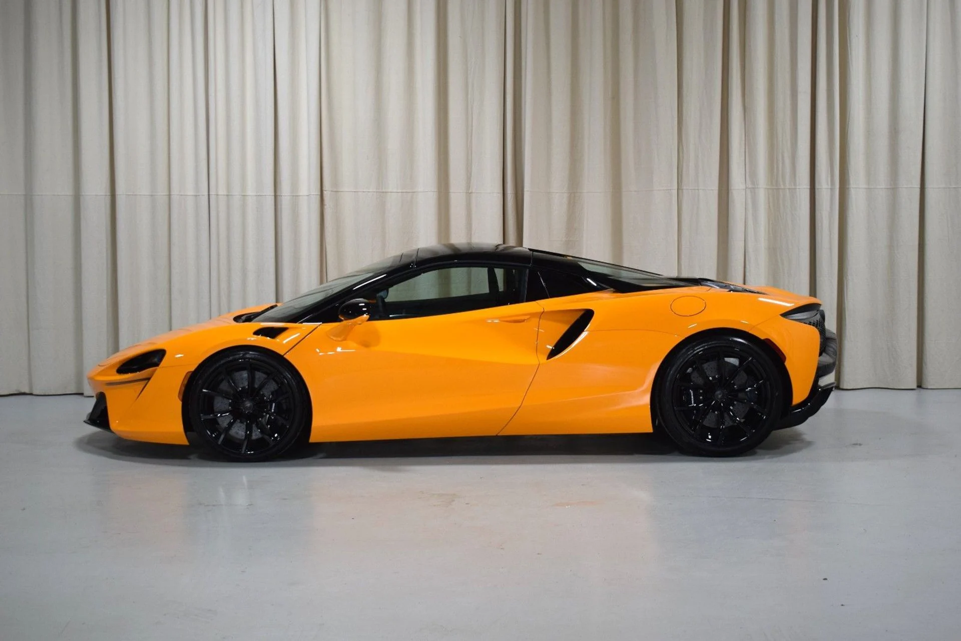 mph003_3217021925_1ca3e42d01da0e5fe54a03f92ff42aaax_aff20e83f7