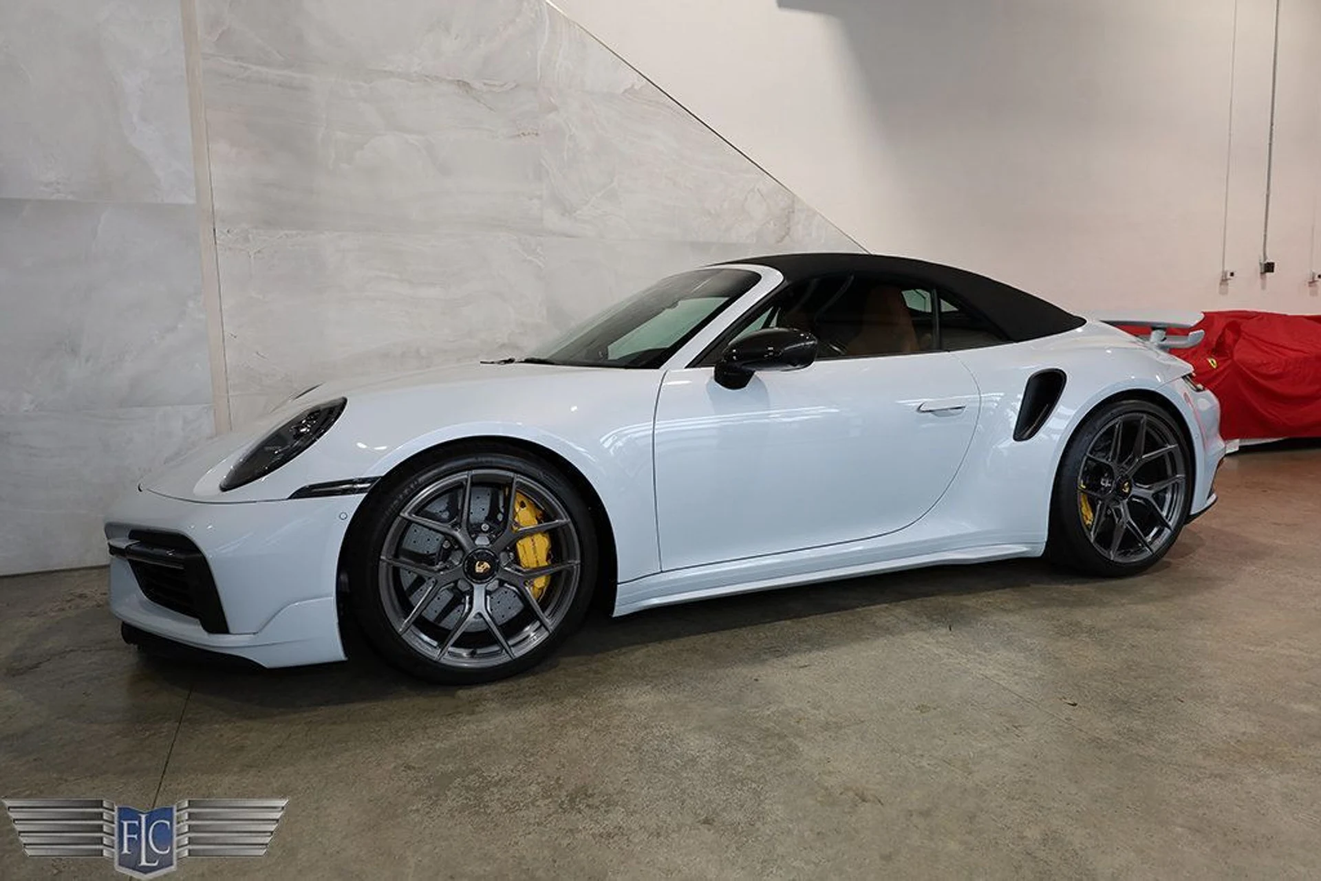 mph003_3223583940_used_2025_porsche_911_turboscabriolet_9689_23038395_4_1024_8244c77824