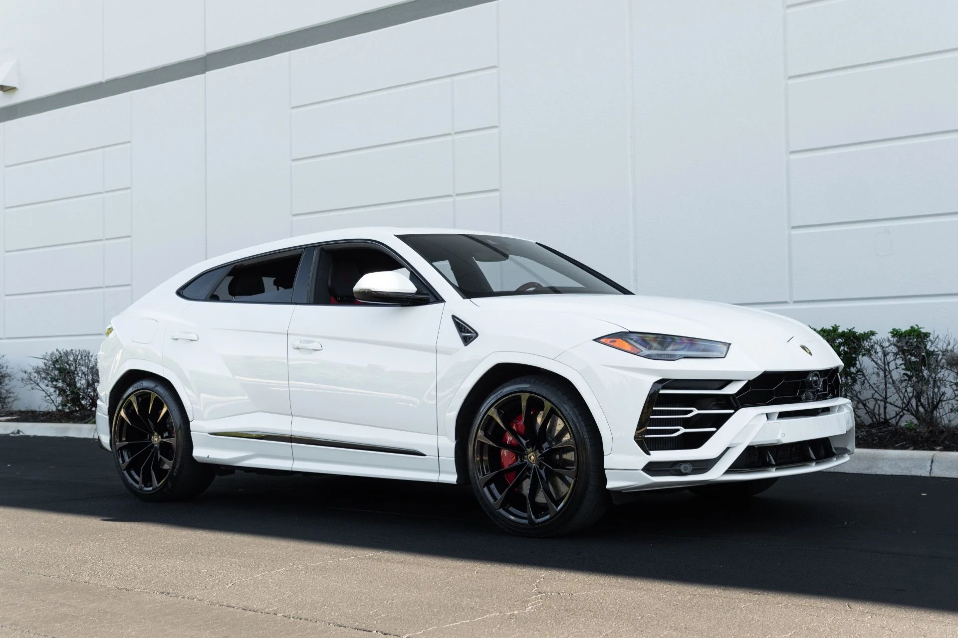 mph003_322479814_Used_2021_Lamborghini_Urus_1767069879_8215c33b46