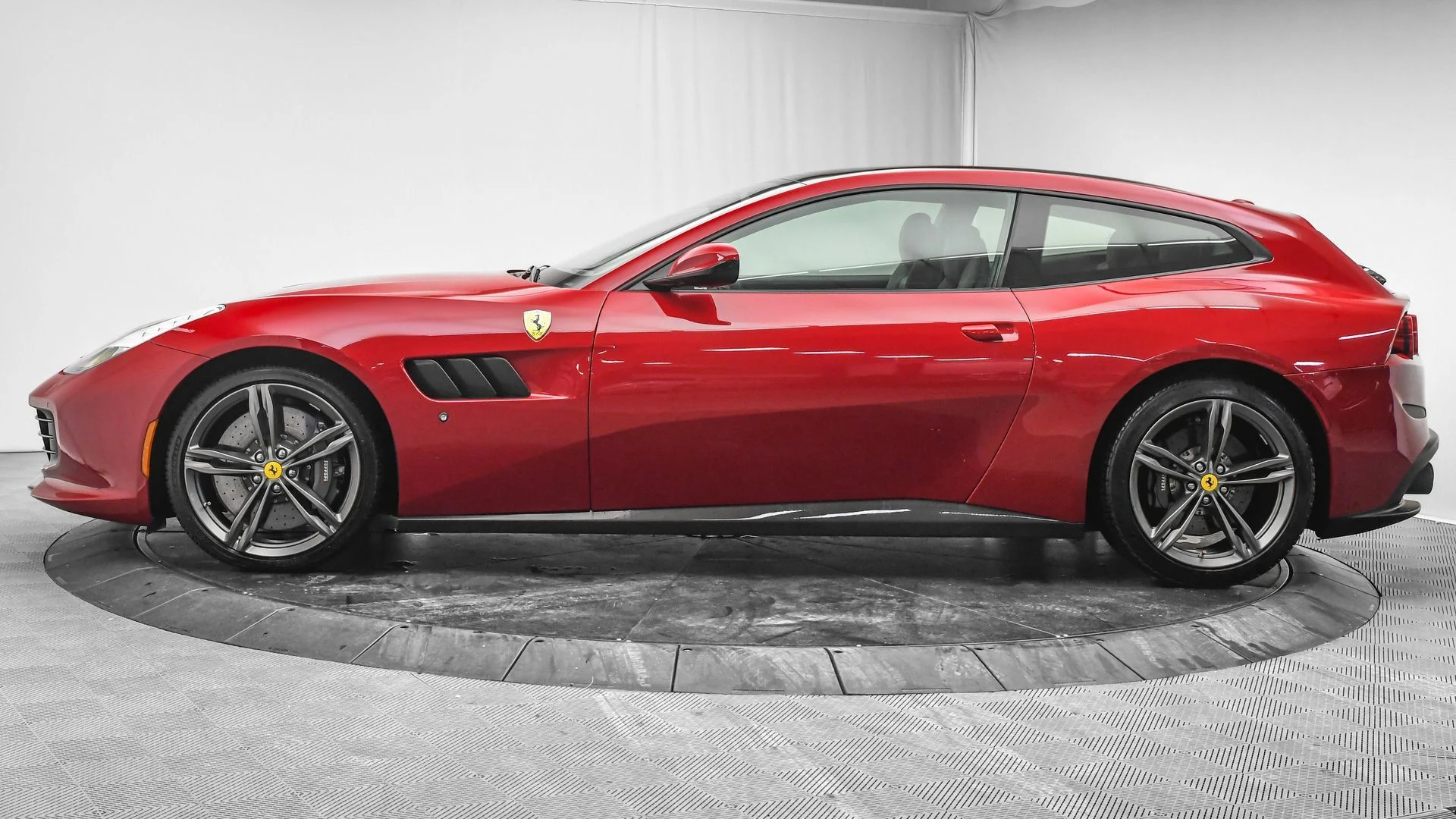 mph003_3237737882_08a2490316e14e2693b4e54cadeb3419_e8190c0372