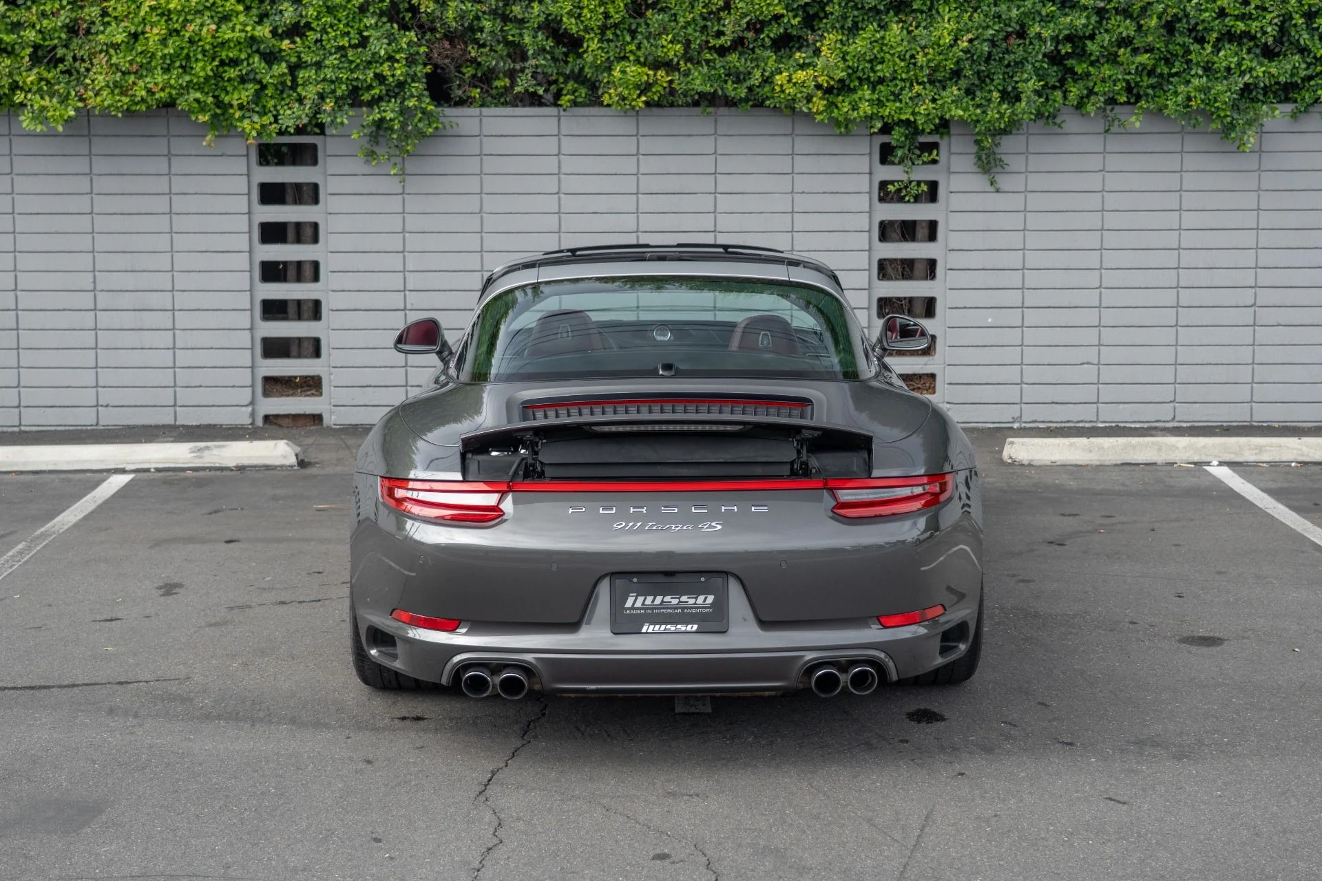 mph003_3240182144_Used_2017_Porsche_911_Targa_4_S_1761592215_ccff1e8b28