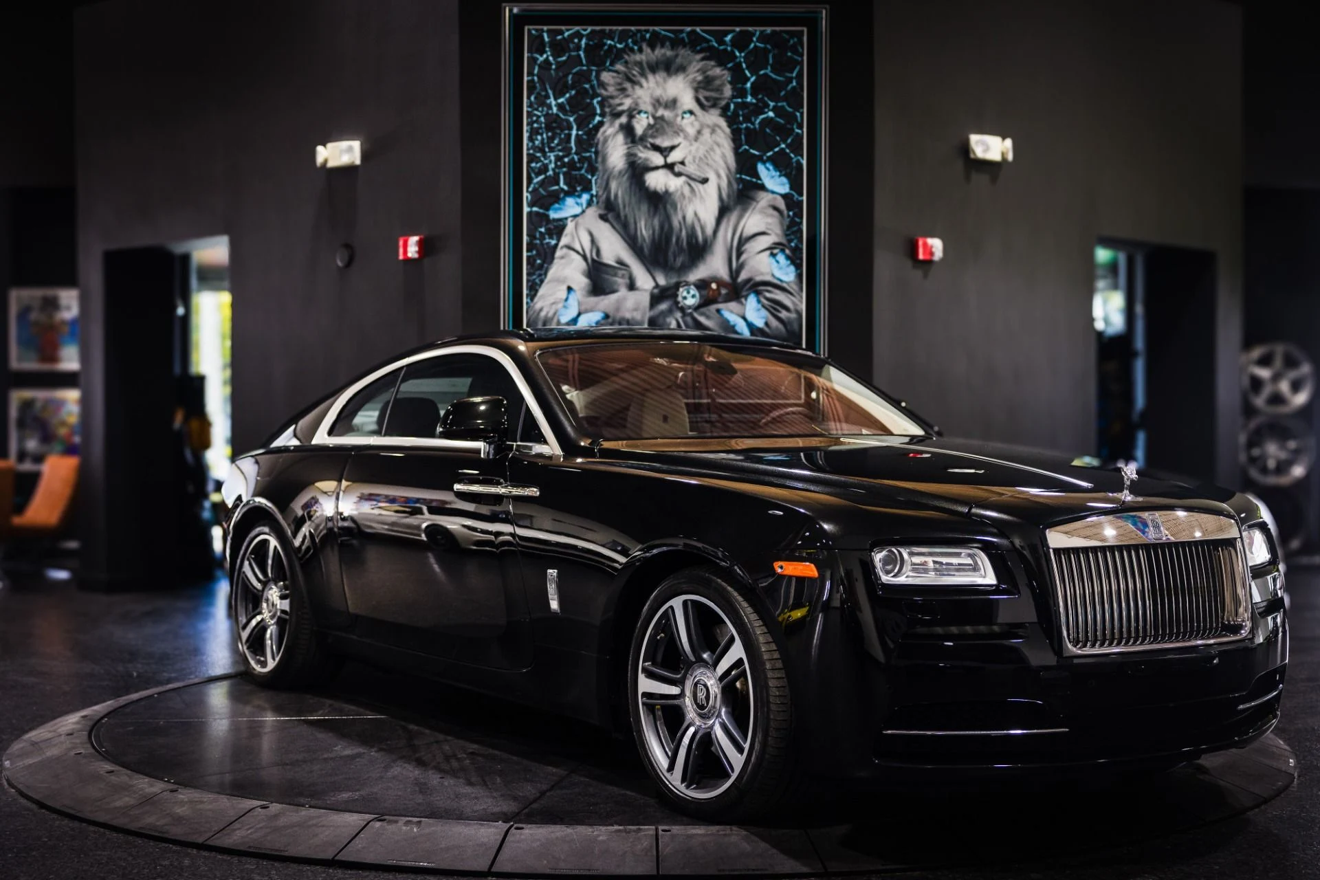 mph003_3244875472_Used_2014_Rolls_Royce_Wraith_Starlight_Headliner_1771282245_6a9f4cbaec