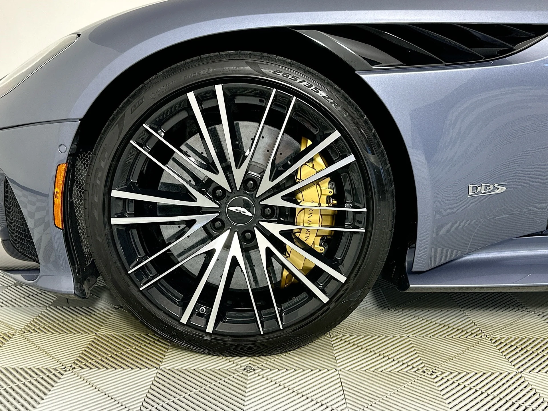 mph003_3246415279_4_52c4840cc3