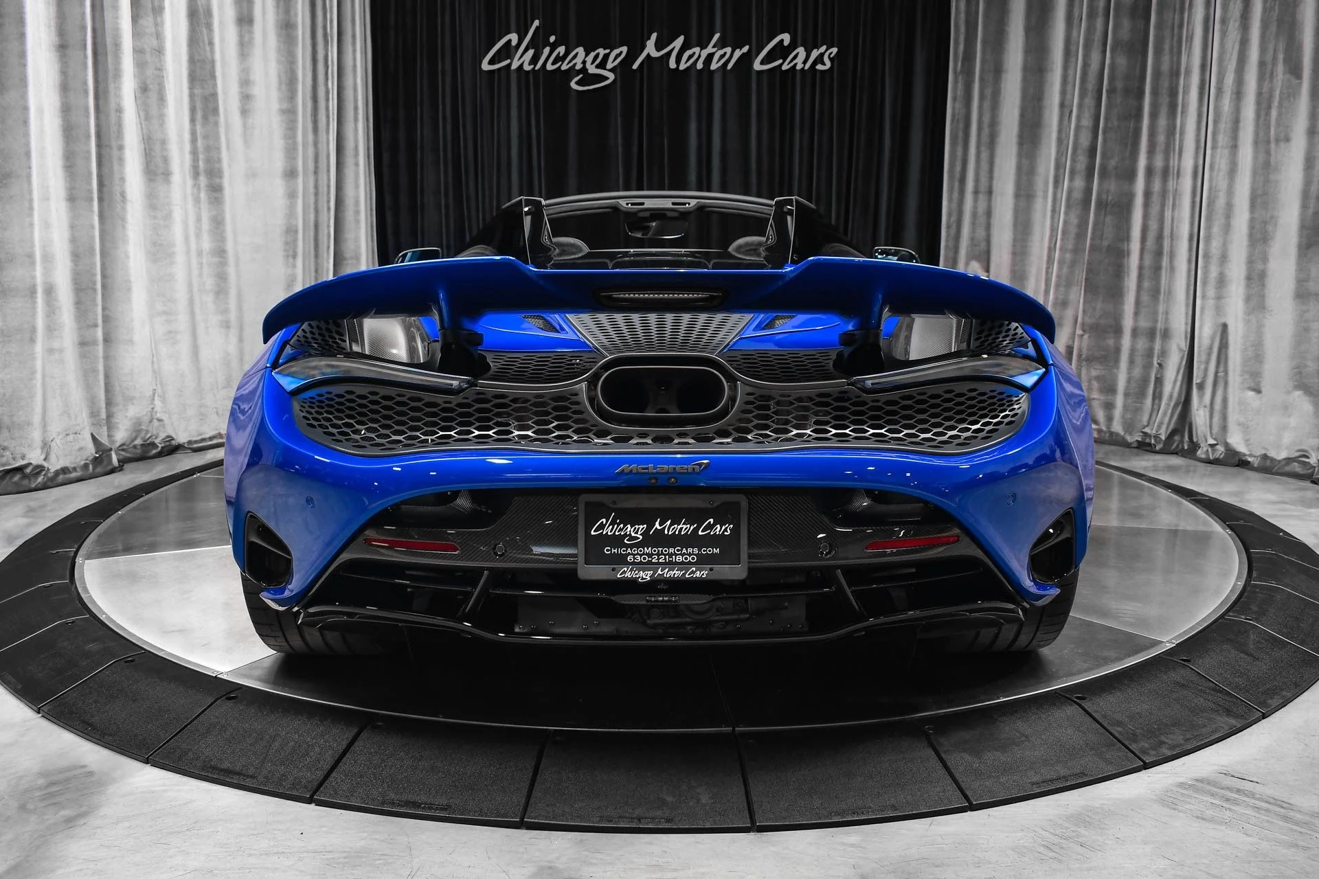 mph003_324643512_13719_p4_l_8dfe4b63c7