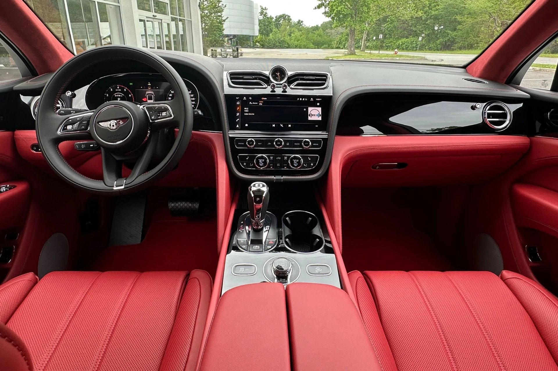 mph003_3246867703_New_2026_Bentley_Bentayga_1779967612_ccdb3d17dc