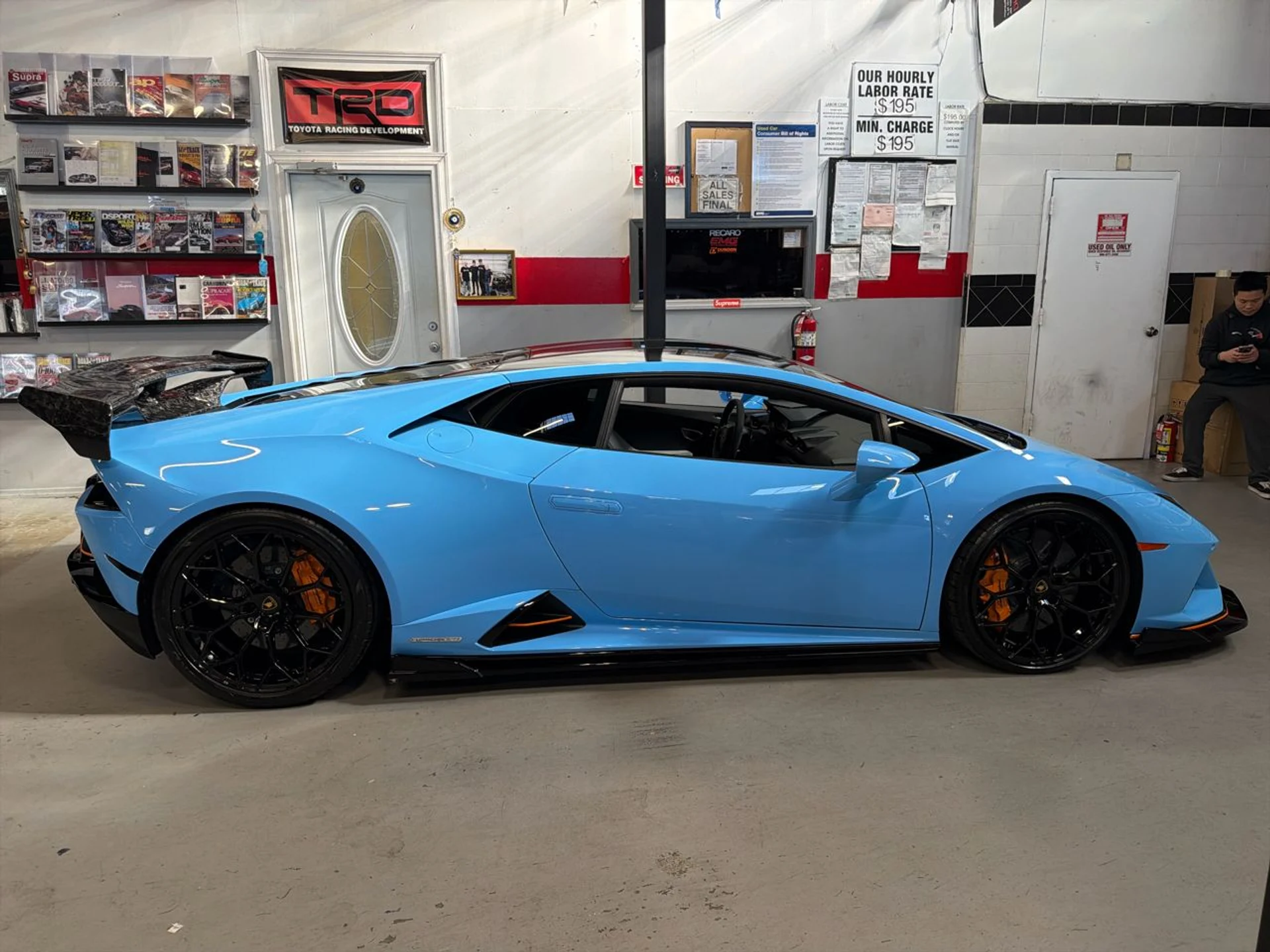 mph003_3254631361_639040772572979511_1a2b7e8d37