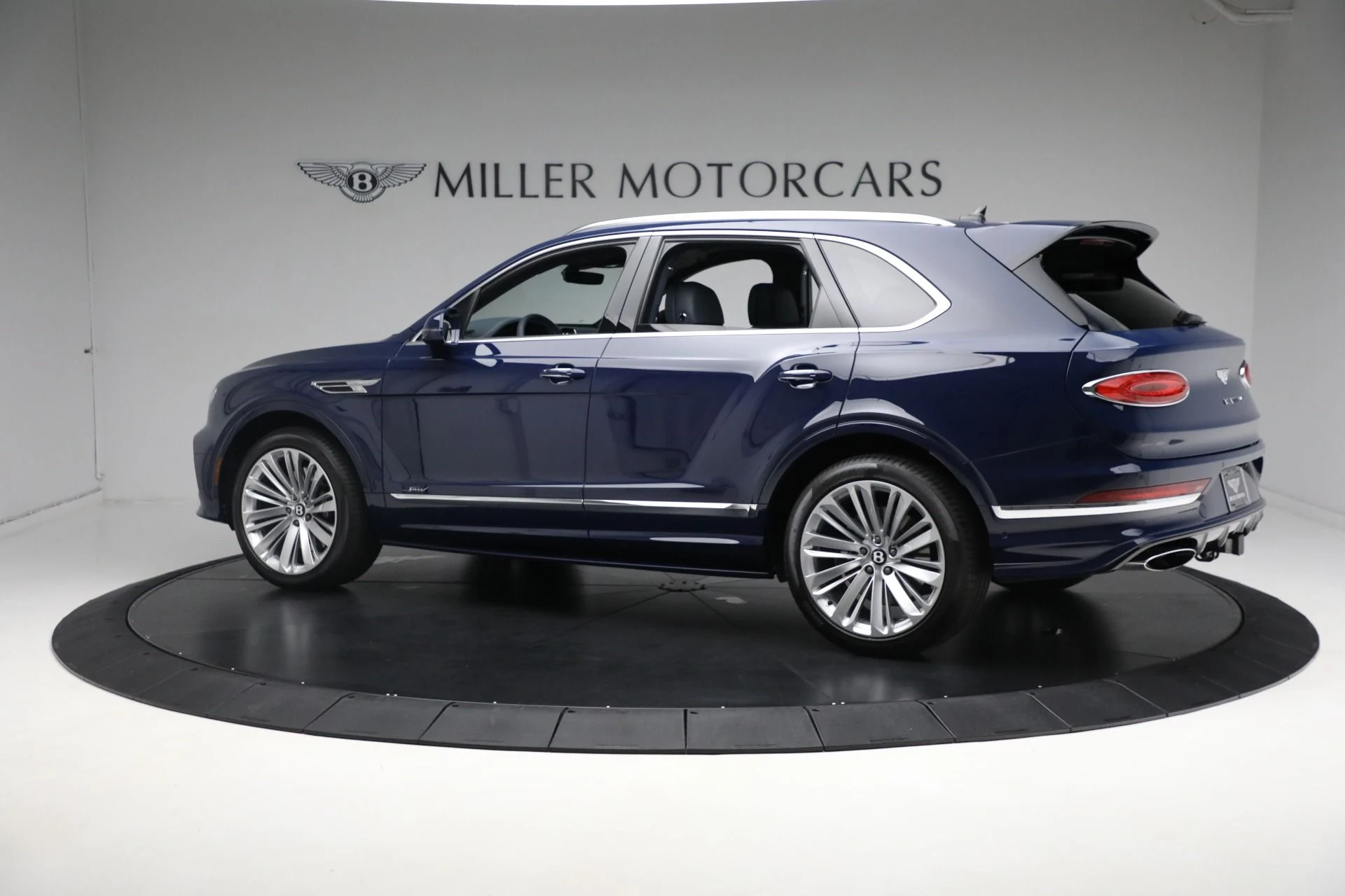 mph003_3264150093_Used_2023_Bentley_Bentayga_Speed_c35af6e029