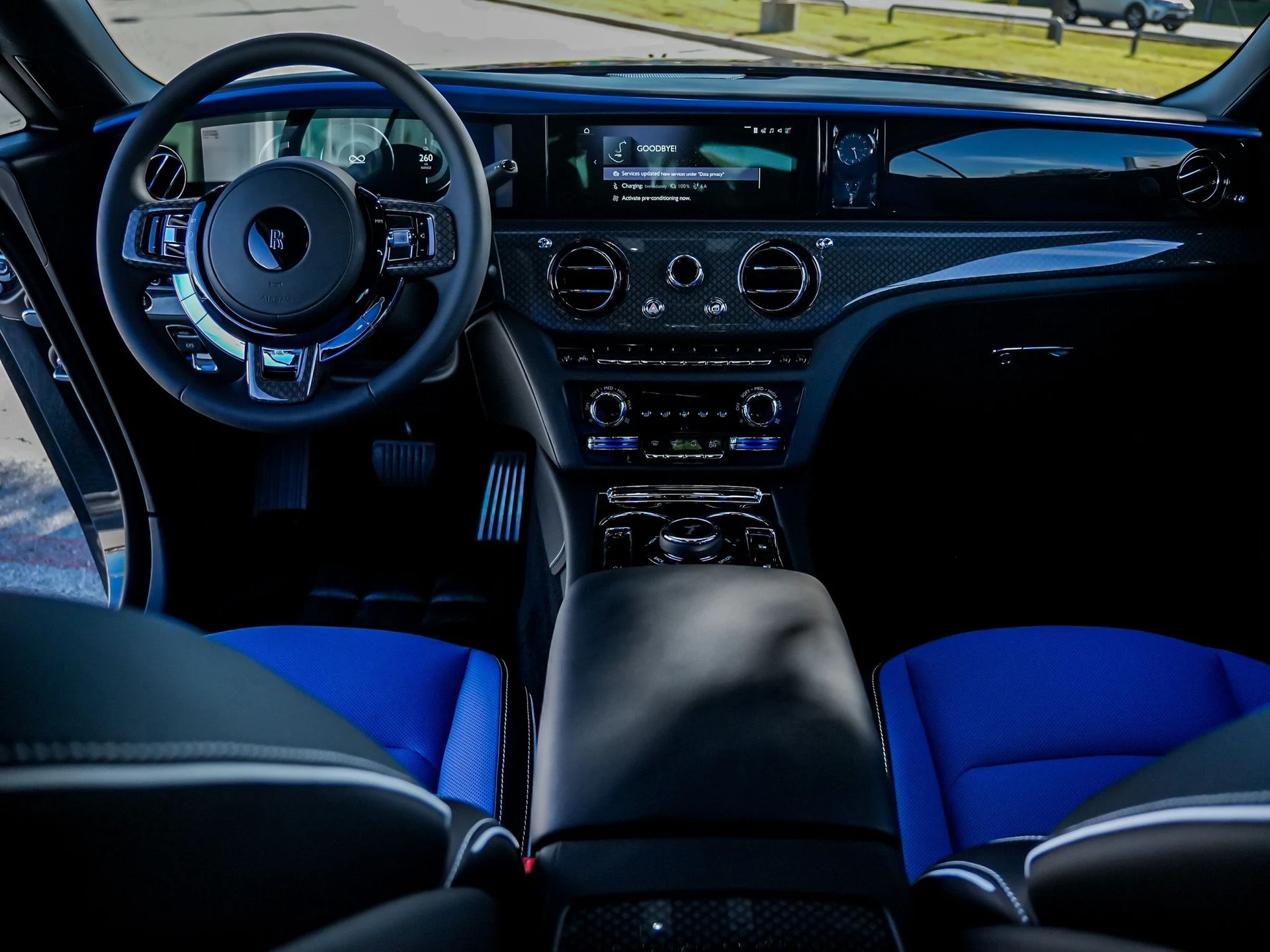mph003_326822103_Hi_Tech_Luxury_Imports_LLC_SCATK_8_C01_VU_238271_image_3_8a92b0172f