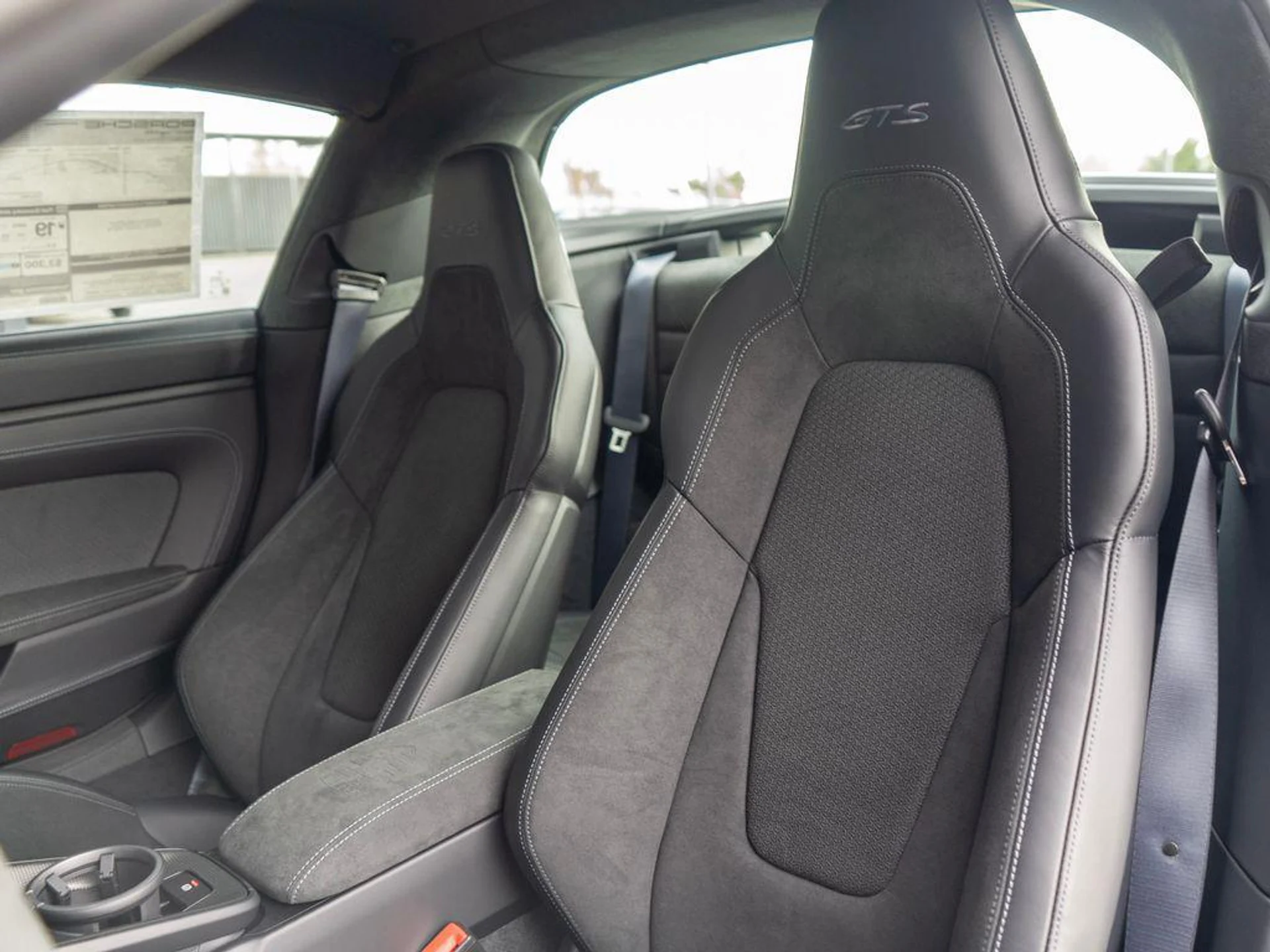 mph003_3279350009_4_L1_D_Xu_FOEY_Bah_Ym_Ip_U8_Egq3_Lilc_655a669e53