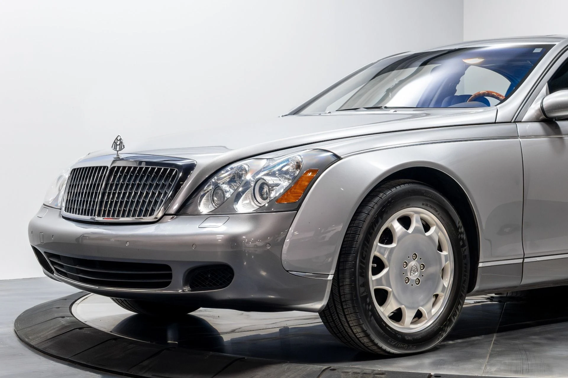 mph003_3280190282_Used_2004_Maybach_57_1769486757_57ad275999