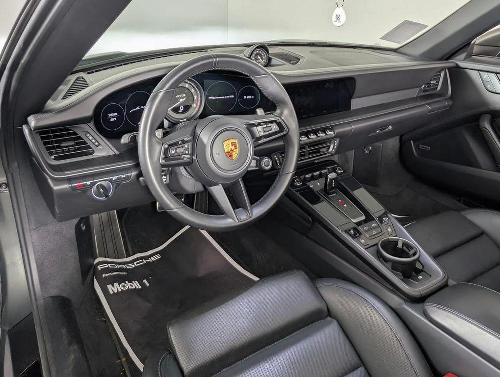 mph003_331066928_T28_PT_Mvg525_LH_4q1j_W_Jht1uxvjg_7b3ac10a46