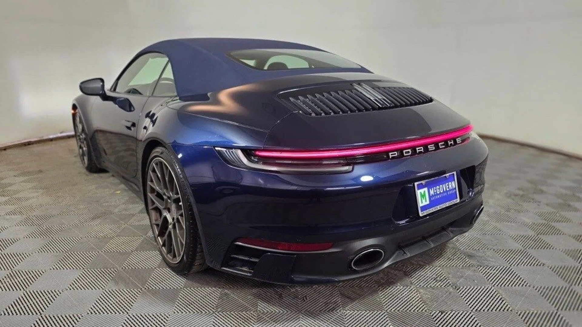 mph003_3314191078_c2417caaf4e52b06c87c74ef122edc02x_41a6e084f6