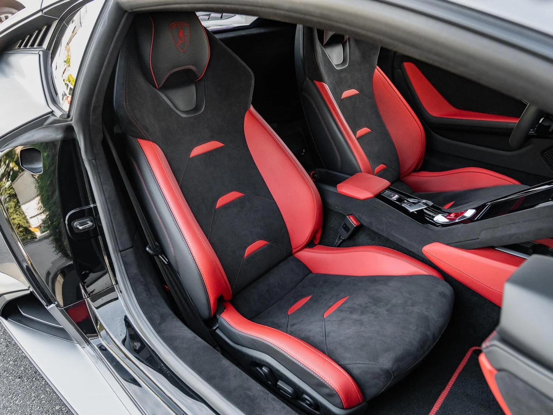 mph003_331440265_Used_2024_Lamborghini_Huracan_Tecnica_1766091964_9e7d6abb72