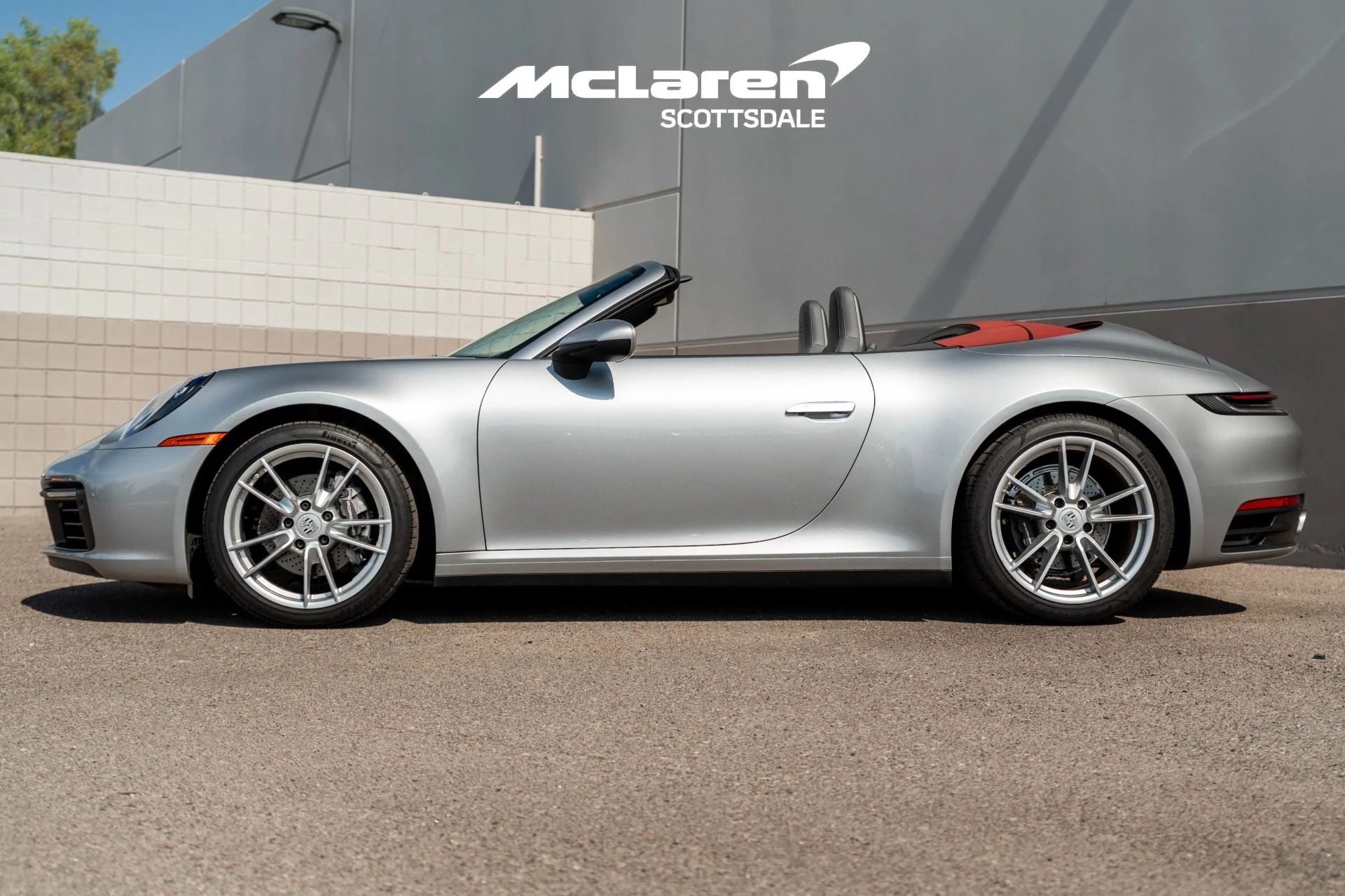 mph003_3316774725_Used_2023_PORSCHE_911_Carrera_1752868979_07dc2254f0