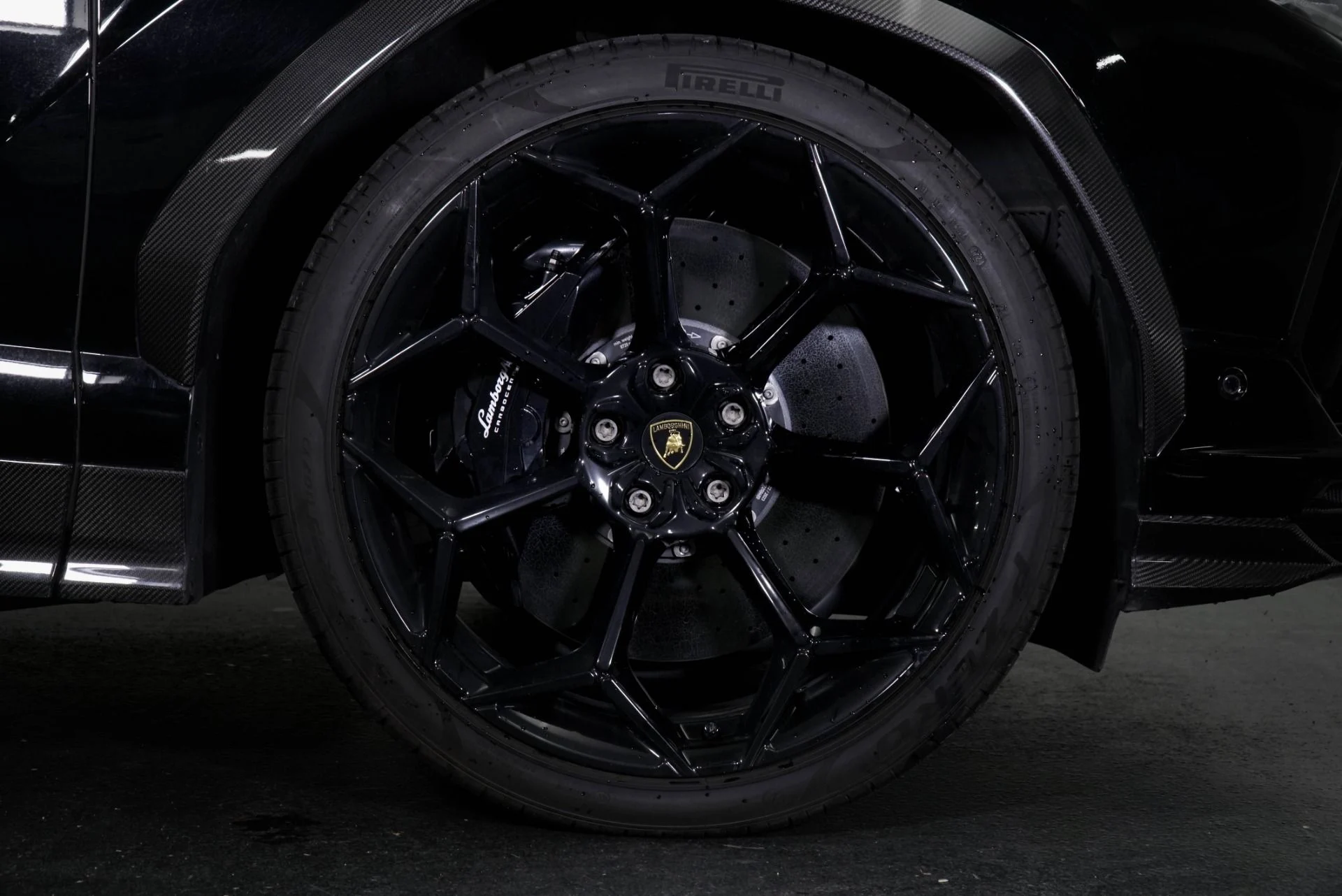 mph003_3322876062_Used_2023_Lamborghini_Urus_Performante_1765384929_3973021a2f