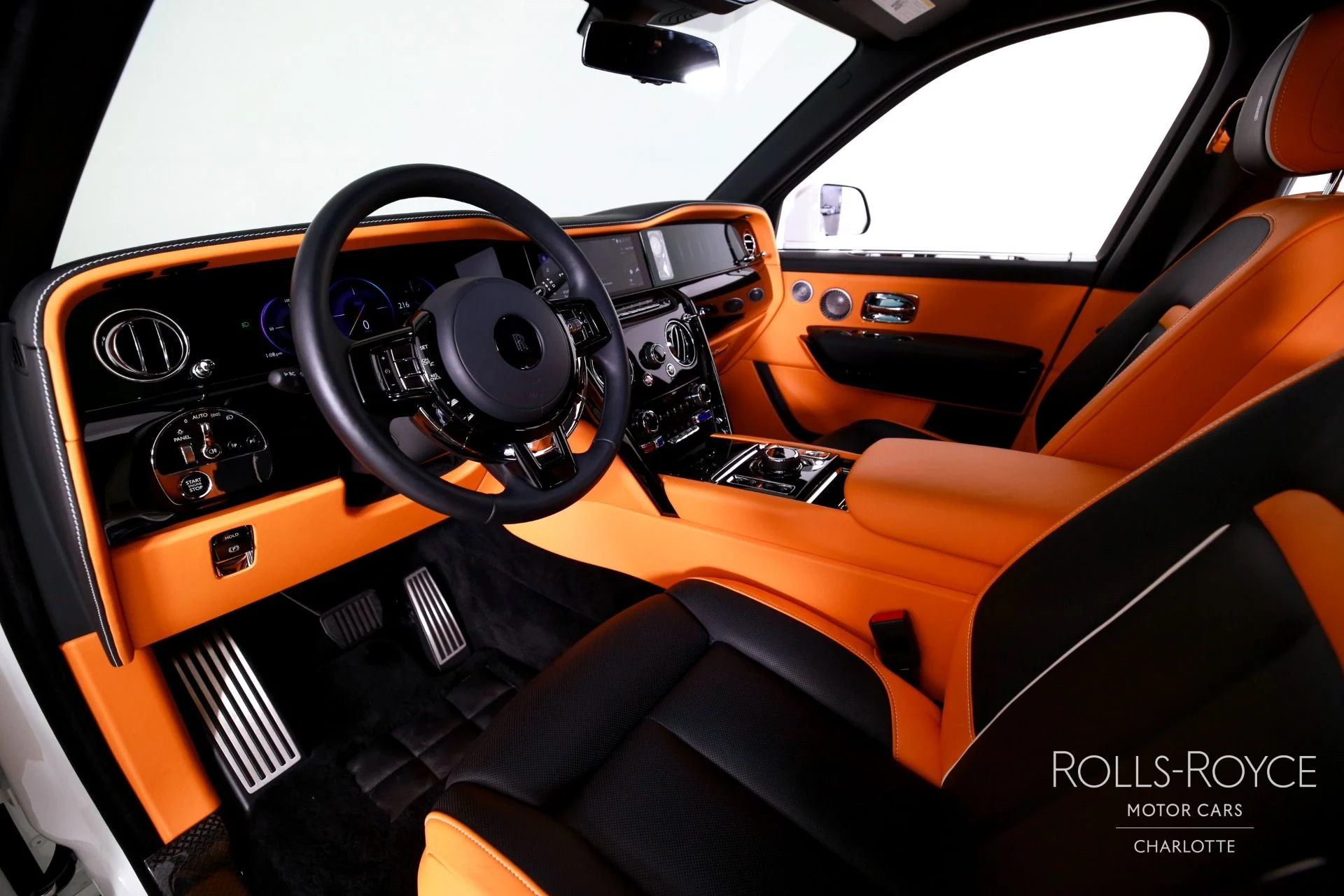 mph003_3326962683_Used_2025_Rolls_Royce_Black_Badge_Cullinan_1773240661_4d2961a6ad