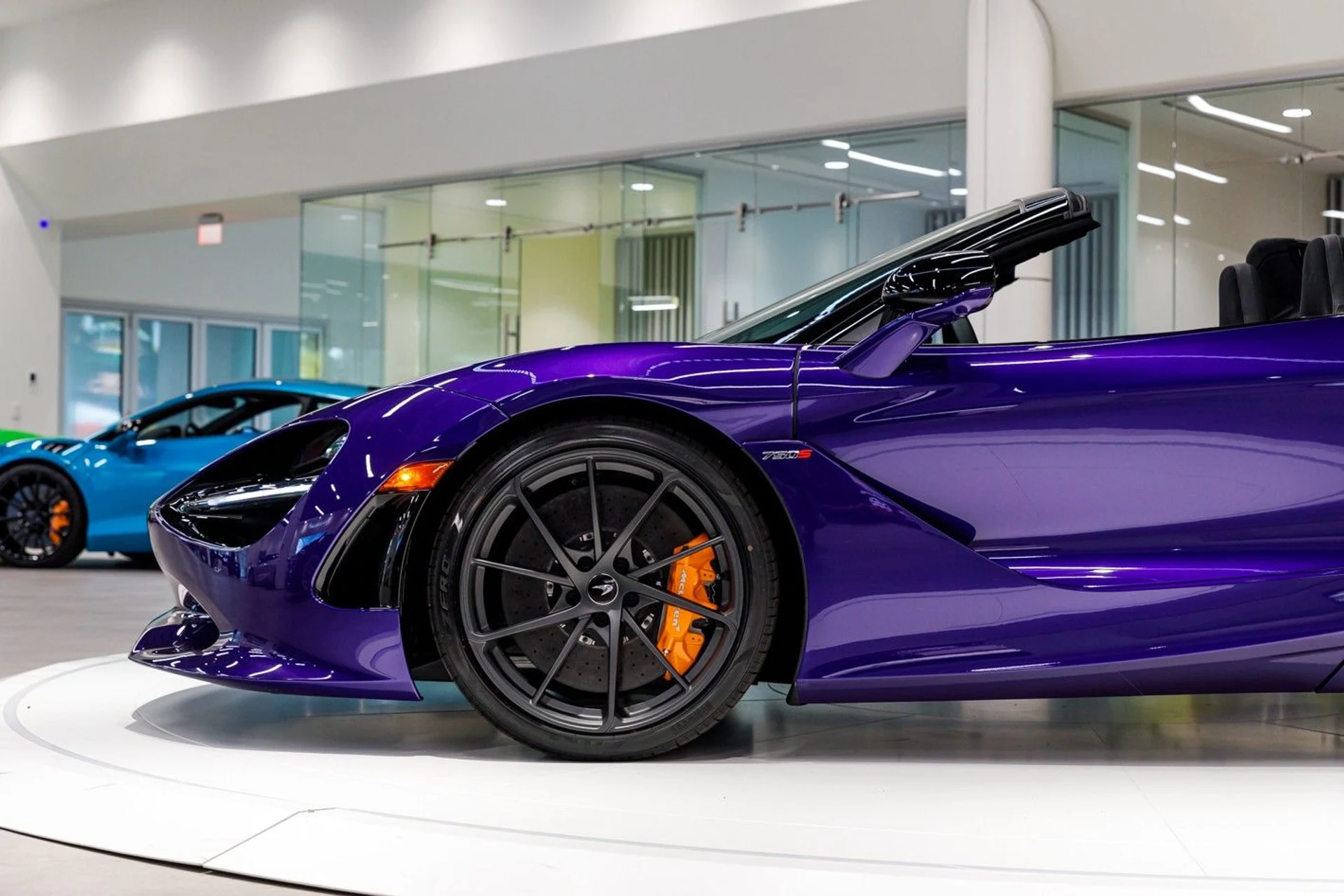 mph003_3331679591_627_p4_l_7ee3715c20