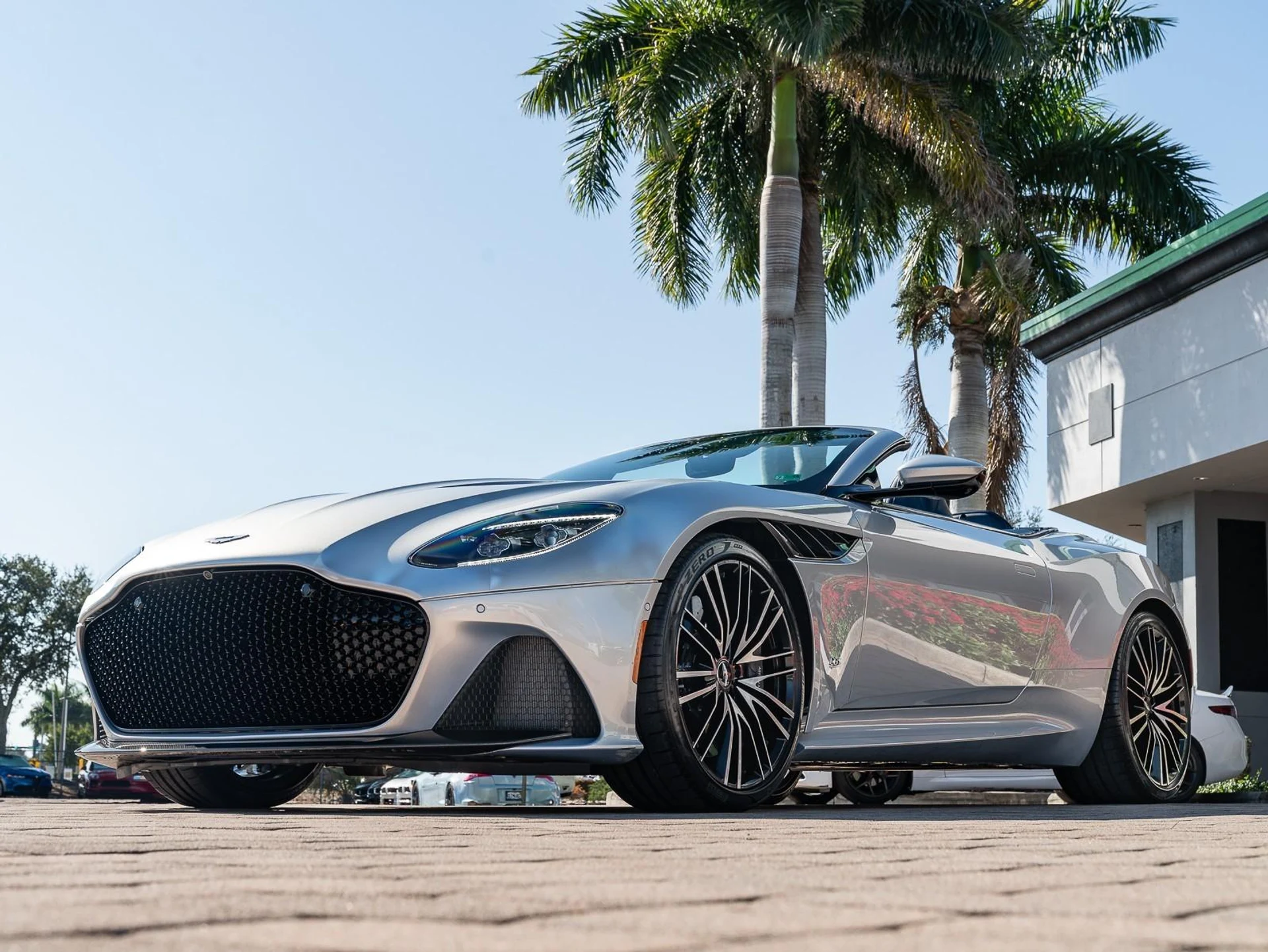 mph003_3333104241_Used_2020_Aston_Martin_DBS_Superleggera_1764795939_a0860227e9
