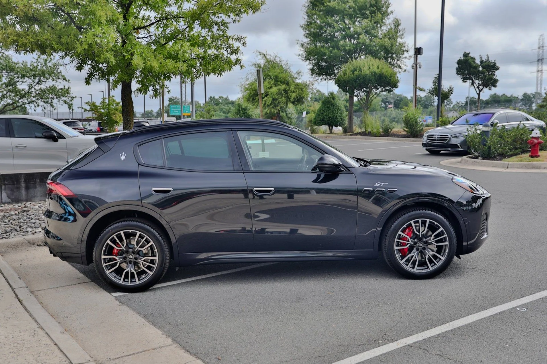 mph003_3333391337_40f5a9dc97f14002bbed08efa500eae6_98ec75e980