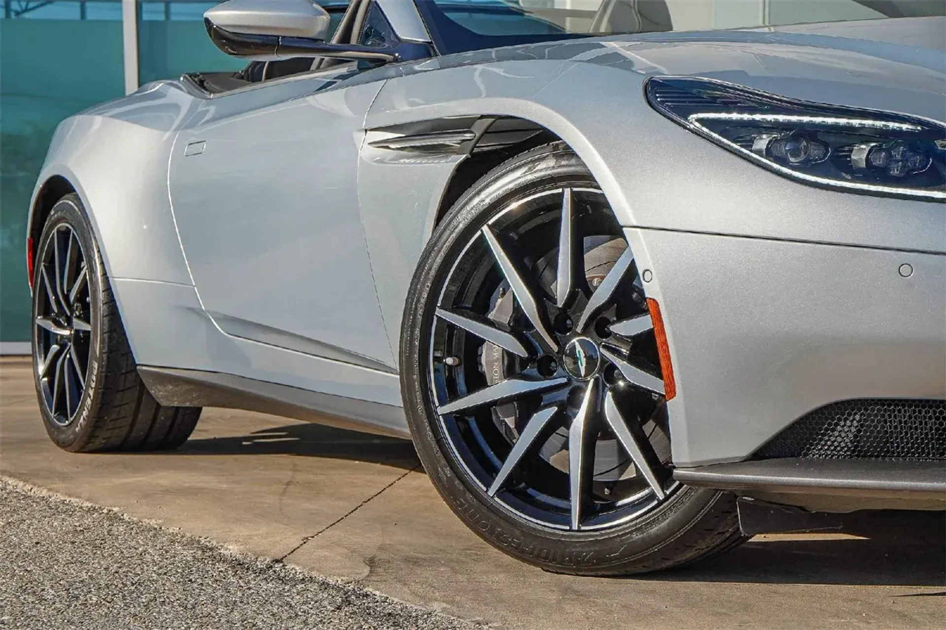 mph003_3343448722_5a46523f808241e6895abf12650520b4_a04fb2749e