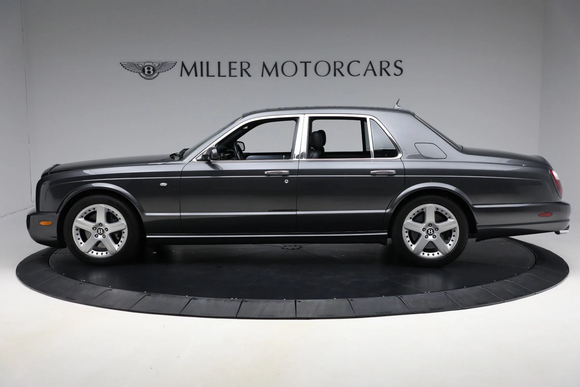 mph003_33470001_Used_2005_Bentley_Arnage_T_313526ab08