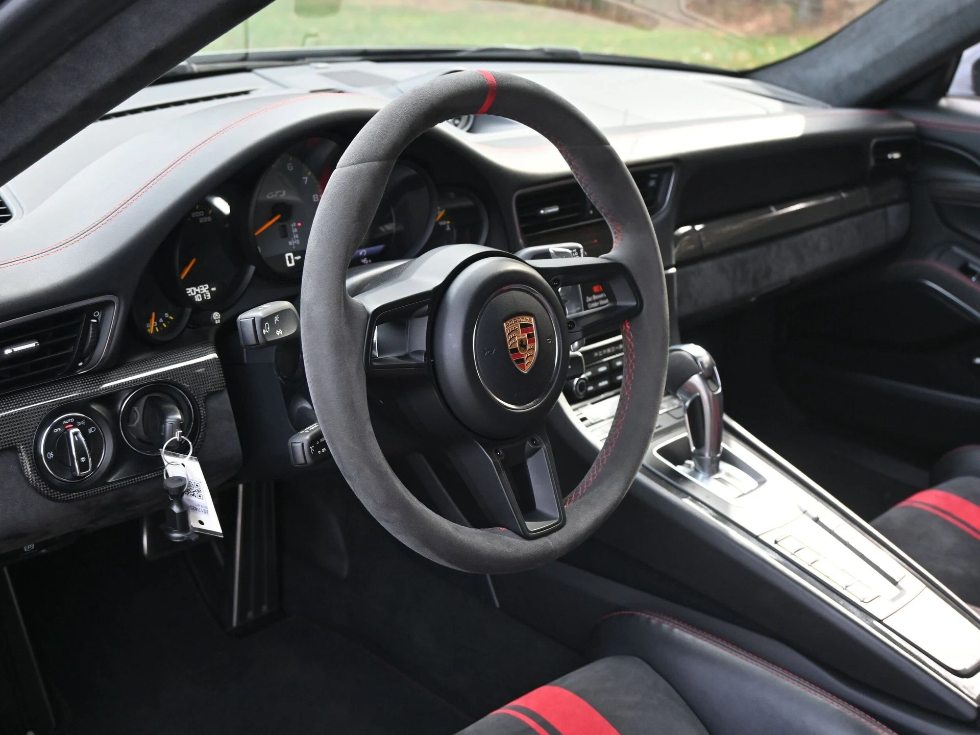 mph003_3351972310_2824311f0cc344d67906f5dce9a38127x_774640019f