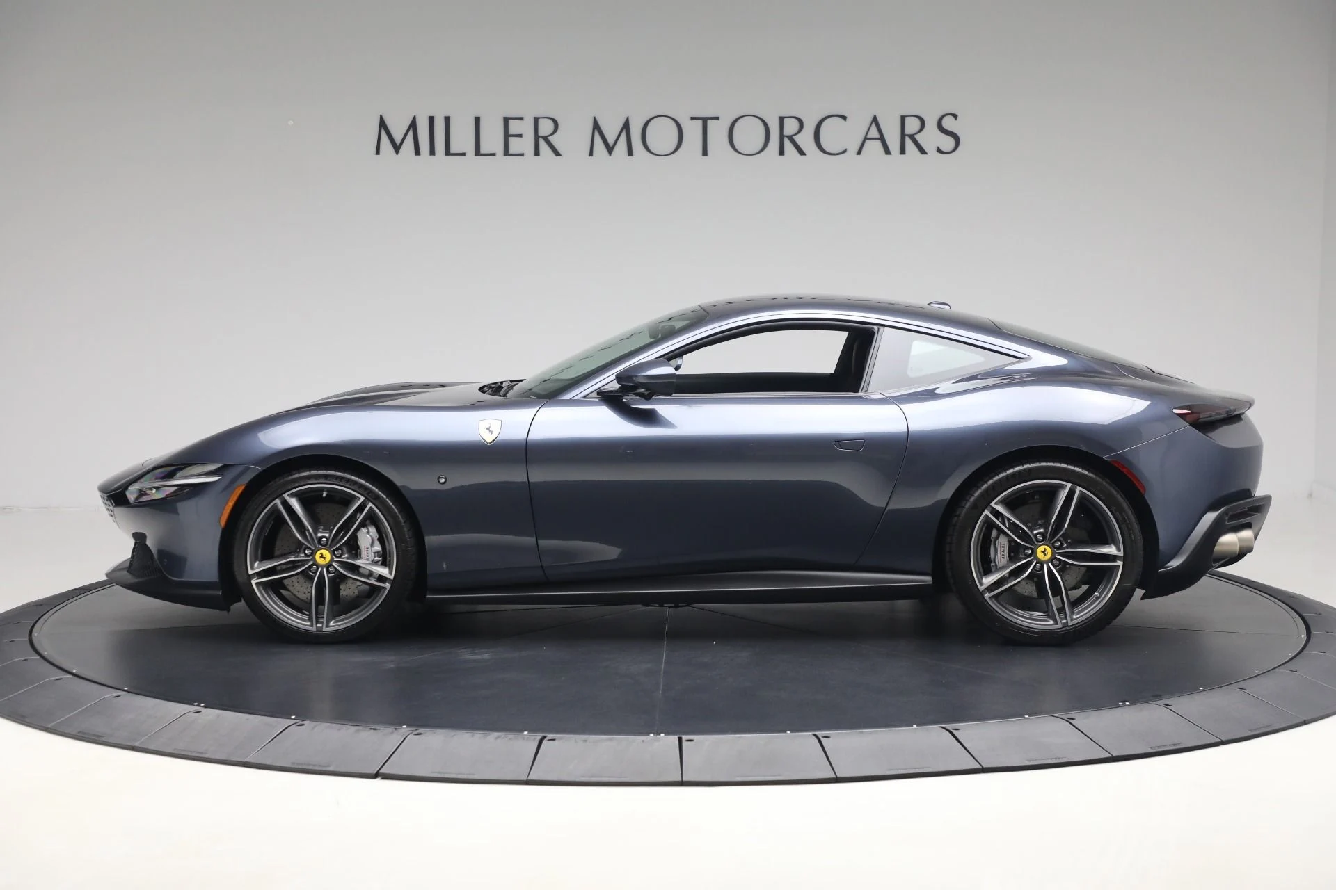 mph003_3362304895_Used_2021_Ferrari_Roma_30e294c0c7