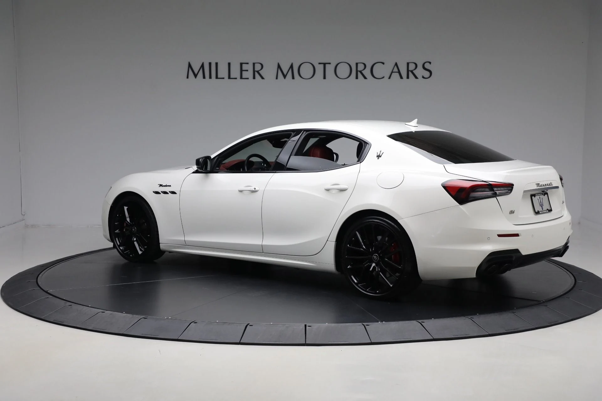mph003_3368778021_Used_2022_Maserati_Ghibli_Modena_Q4_0dae90dfda